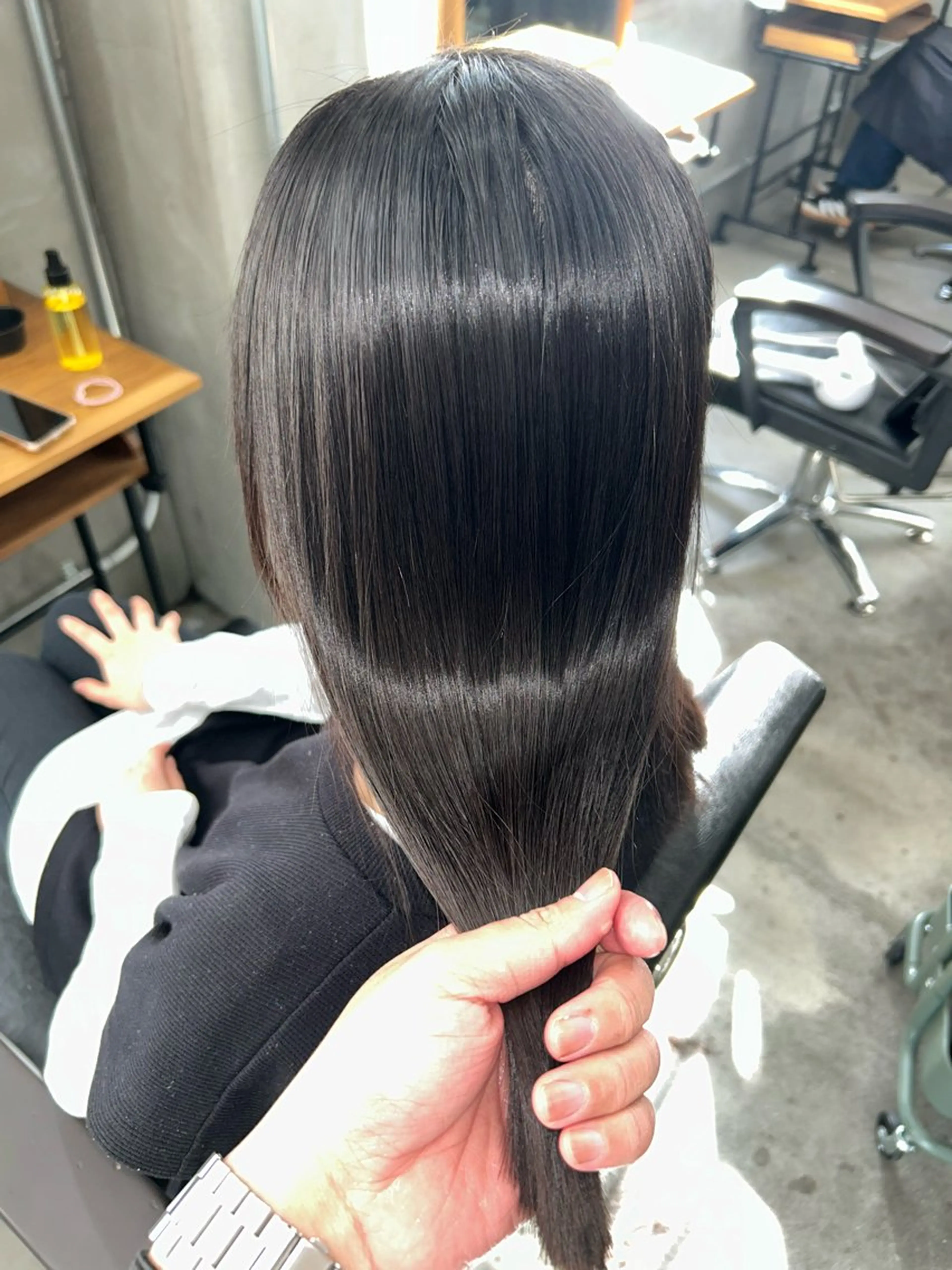 セミロング 縮毛矯正 トリートメント 🌟髪質改善と艶 ✨相場つかさのヘアスタイル