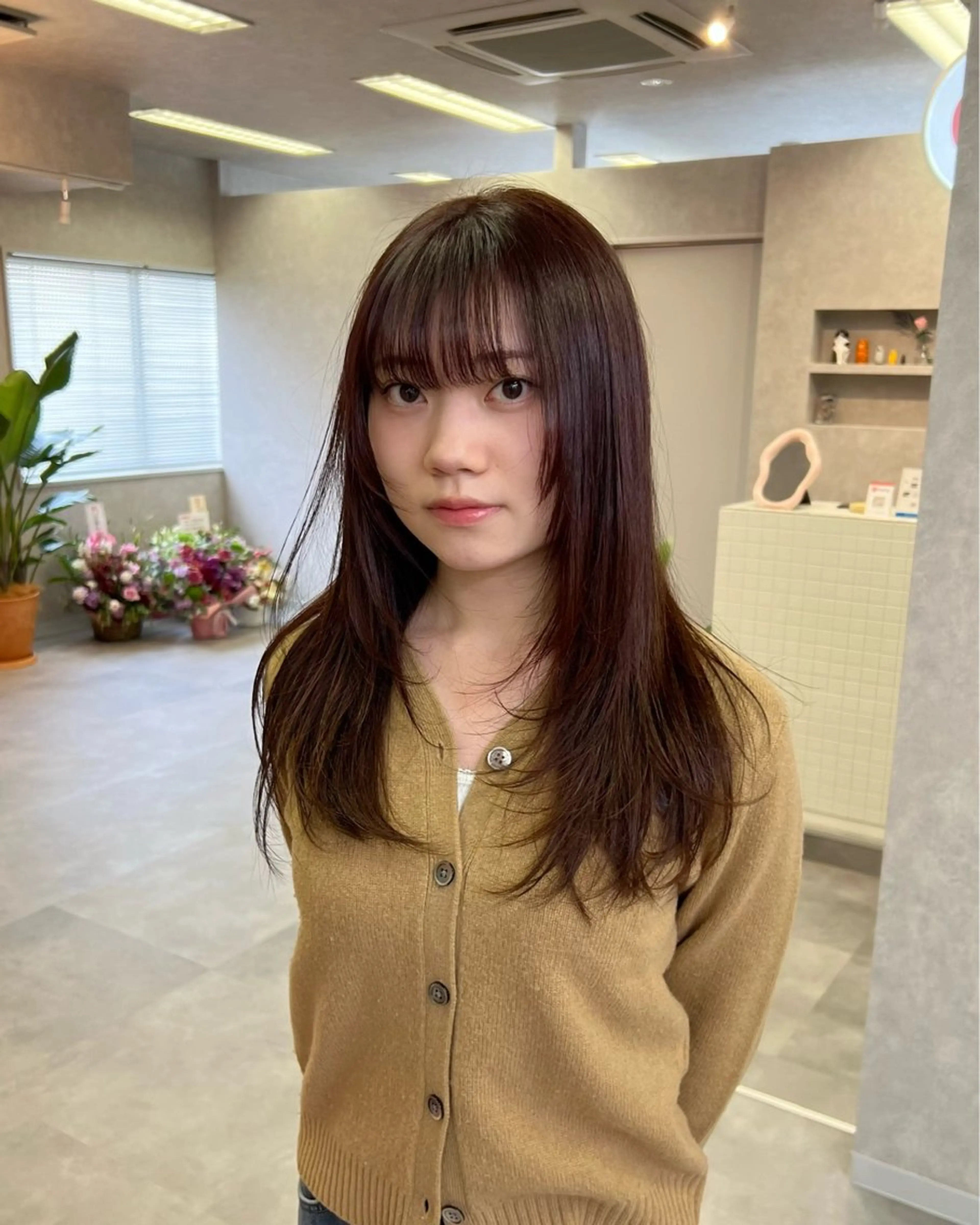 セミロング Hz/金子 亮/レイヤーカットのヘアスタイル