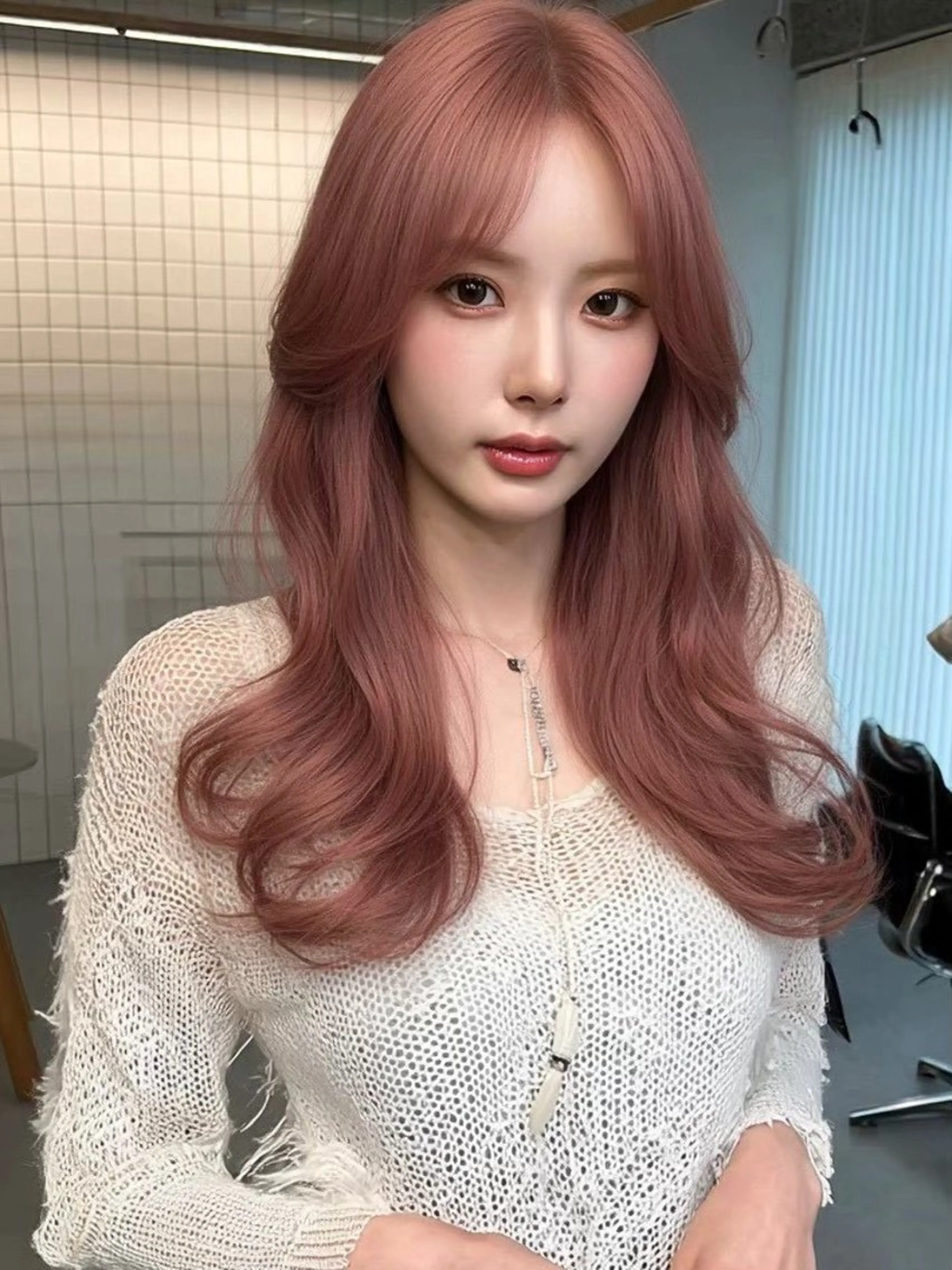 ロング カラー ブリーチ ブリーチなしカラー ピンクカラー カット ヘアカラー 🫧いお/暖色カラー /髪質改善🫧のヘアスタイル