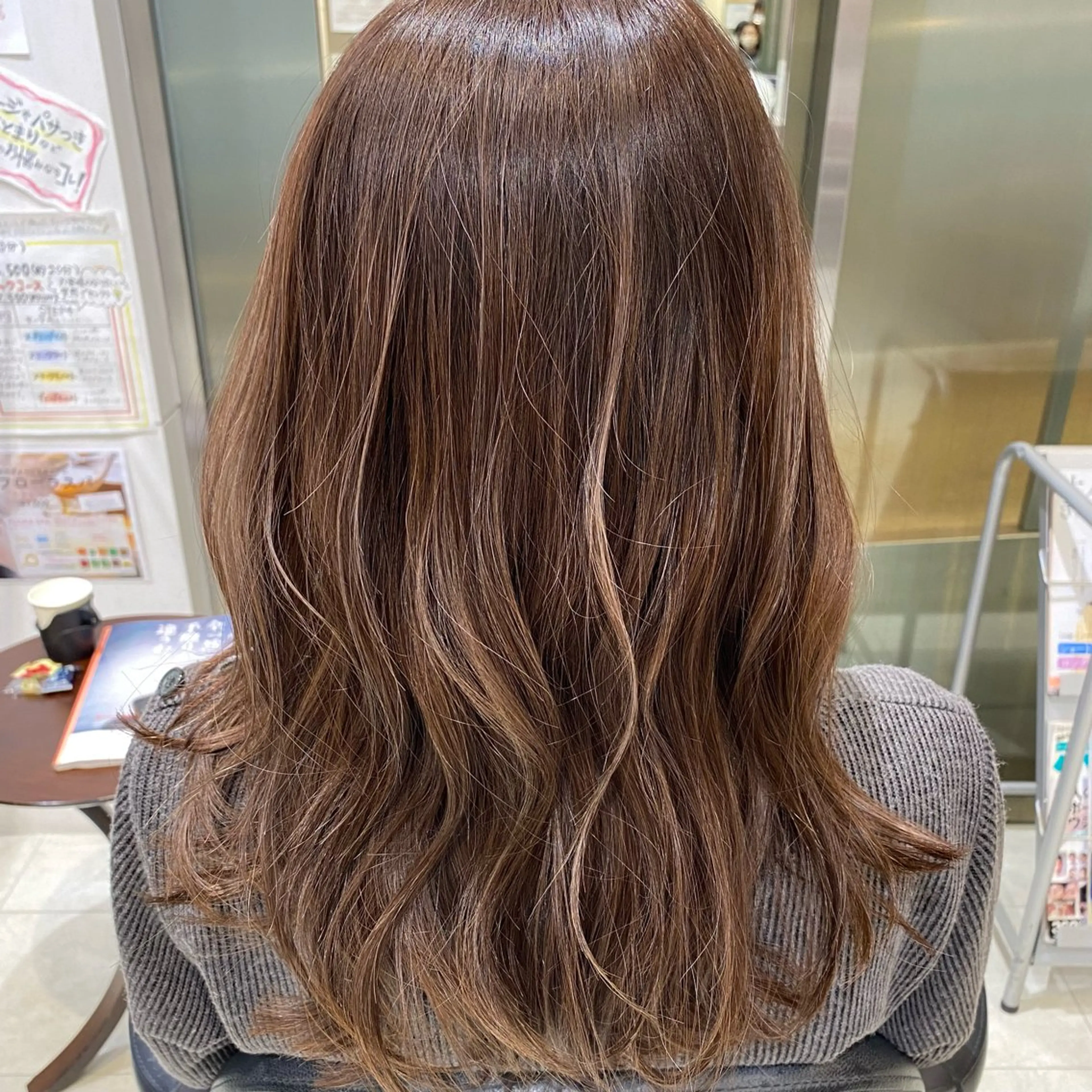 ロング カラー ベージュカラー ハイライトカラー ピンクカラー ピンクベージュ ハイライト 韓国ヘア/ヨシンモリ /髪質改善/髙橋遥のヘアスタイル