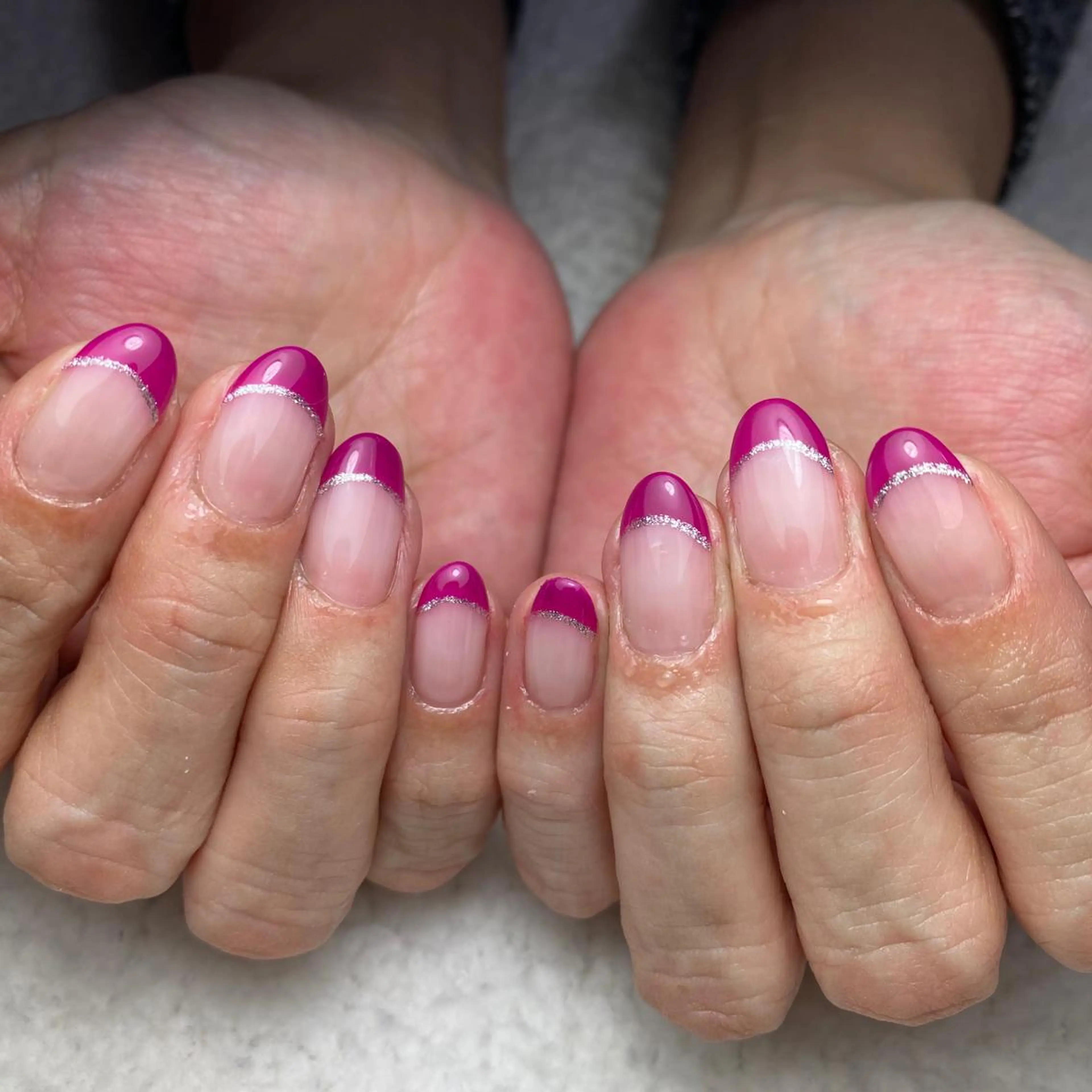 ネイル フレンチネイル シンプルネイル 春ネイル ハンドネイル COCO+所属・COCO +のエステ・リラクイメージ