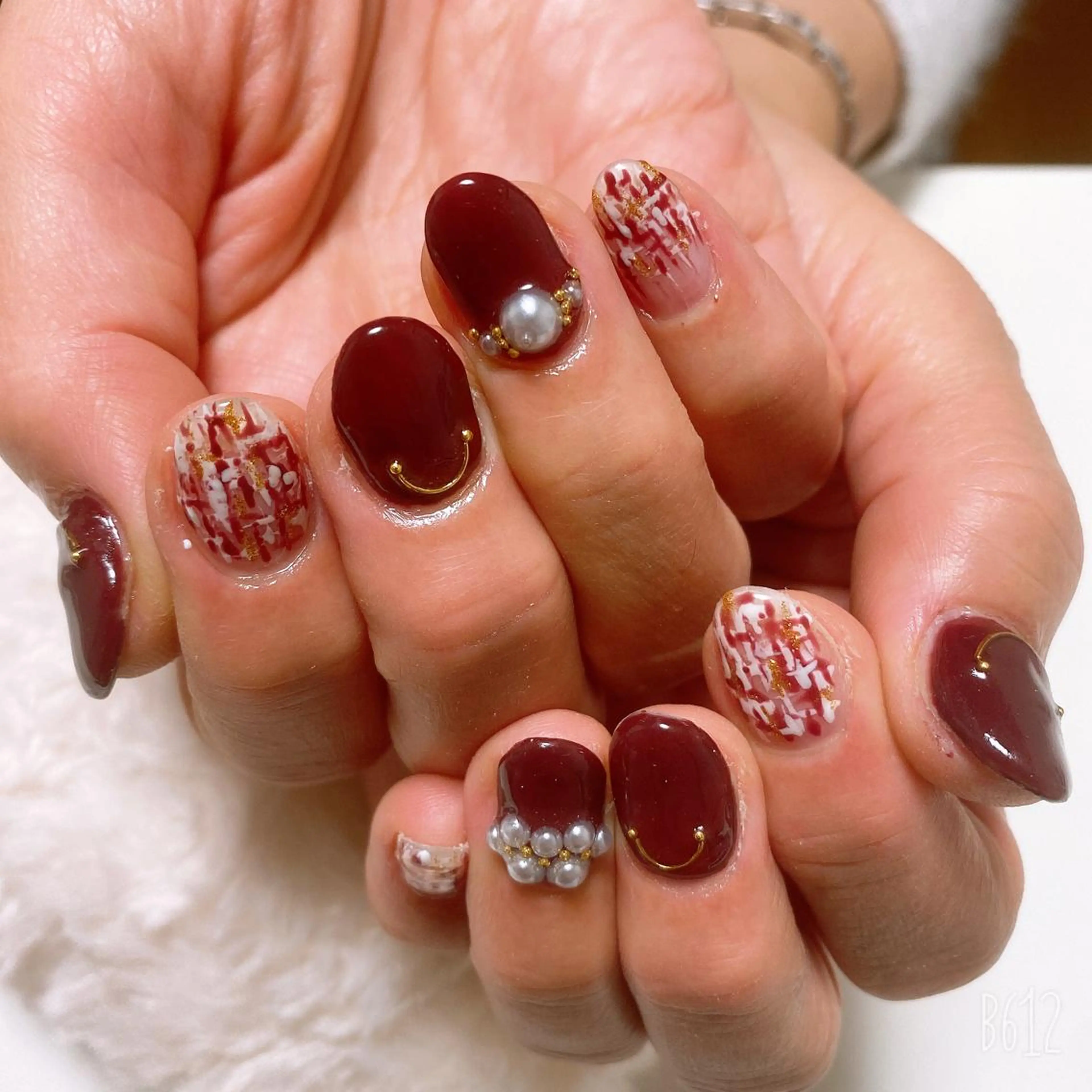 ネイル The Best Beauty受付担当のヘアスタイル