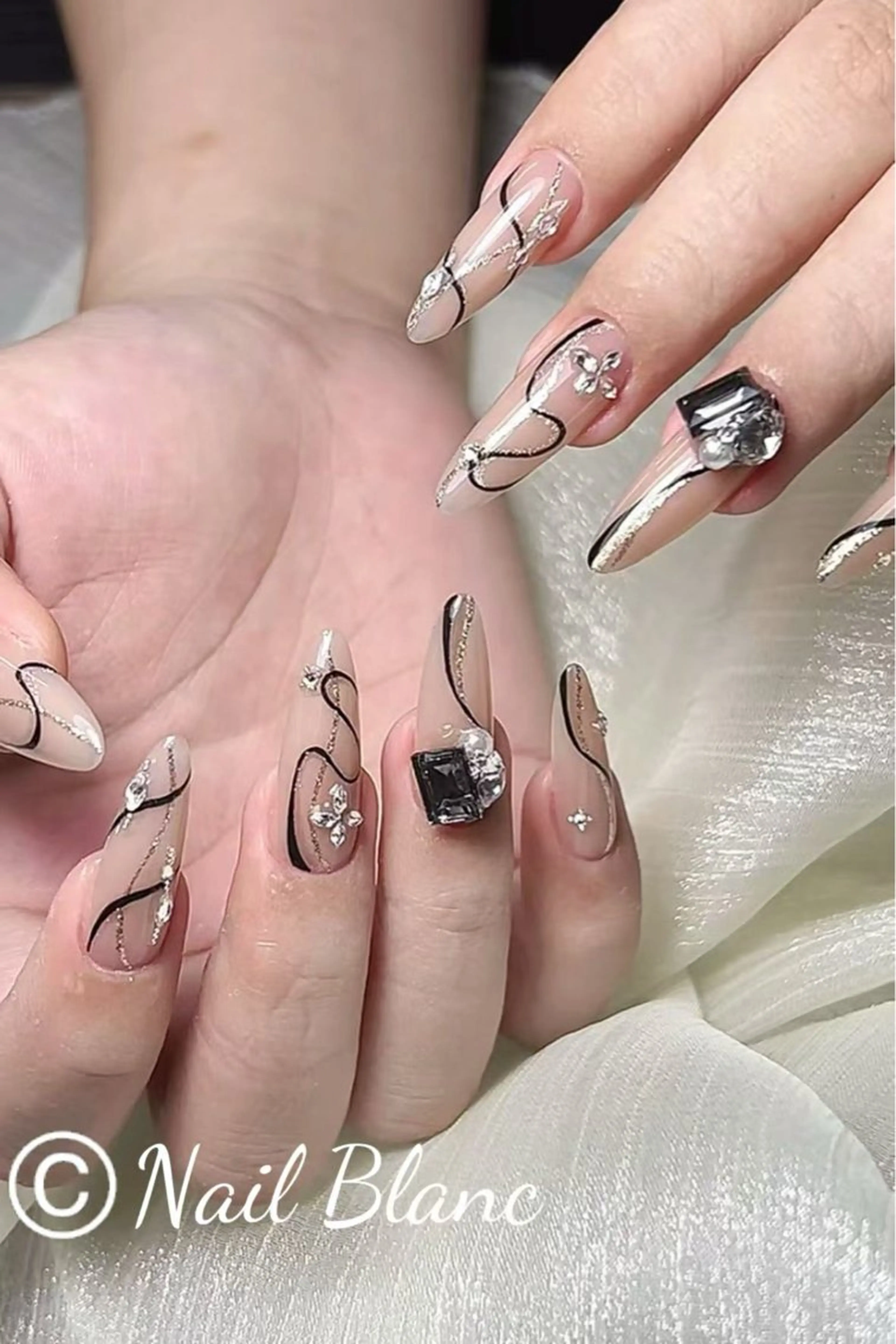 ネイル Nail nanamiのネイルデザイン