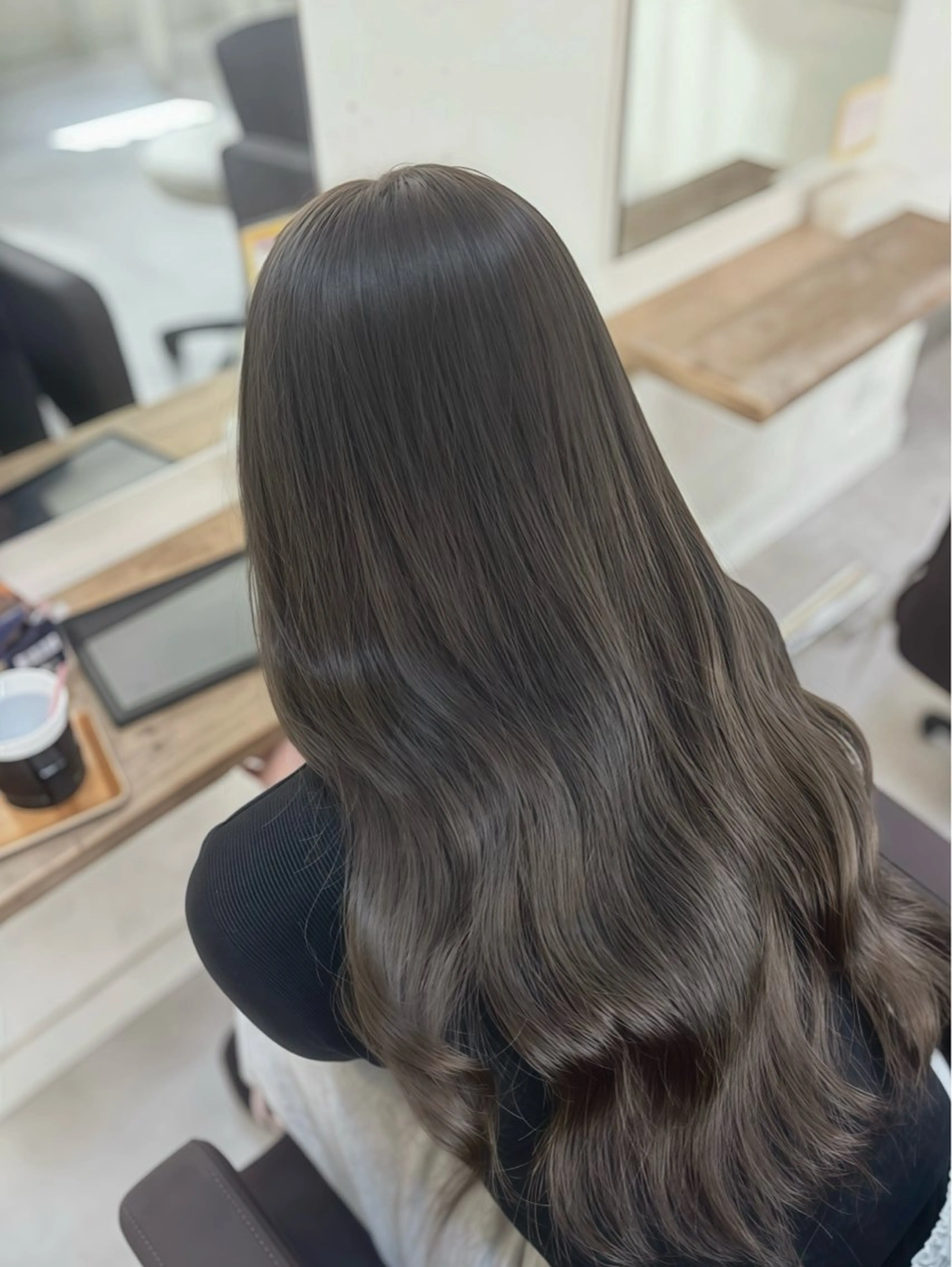 ミディアム カラー ヘアカラー 草津美容室🪽 Coconeのヘアスタイル