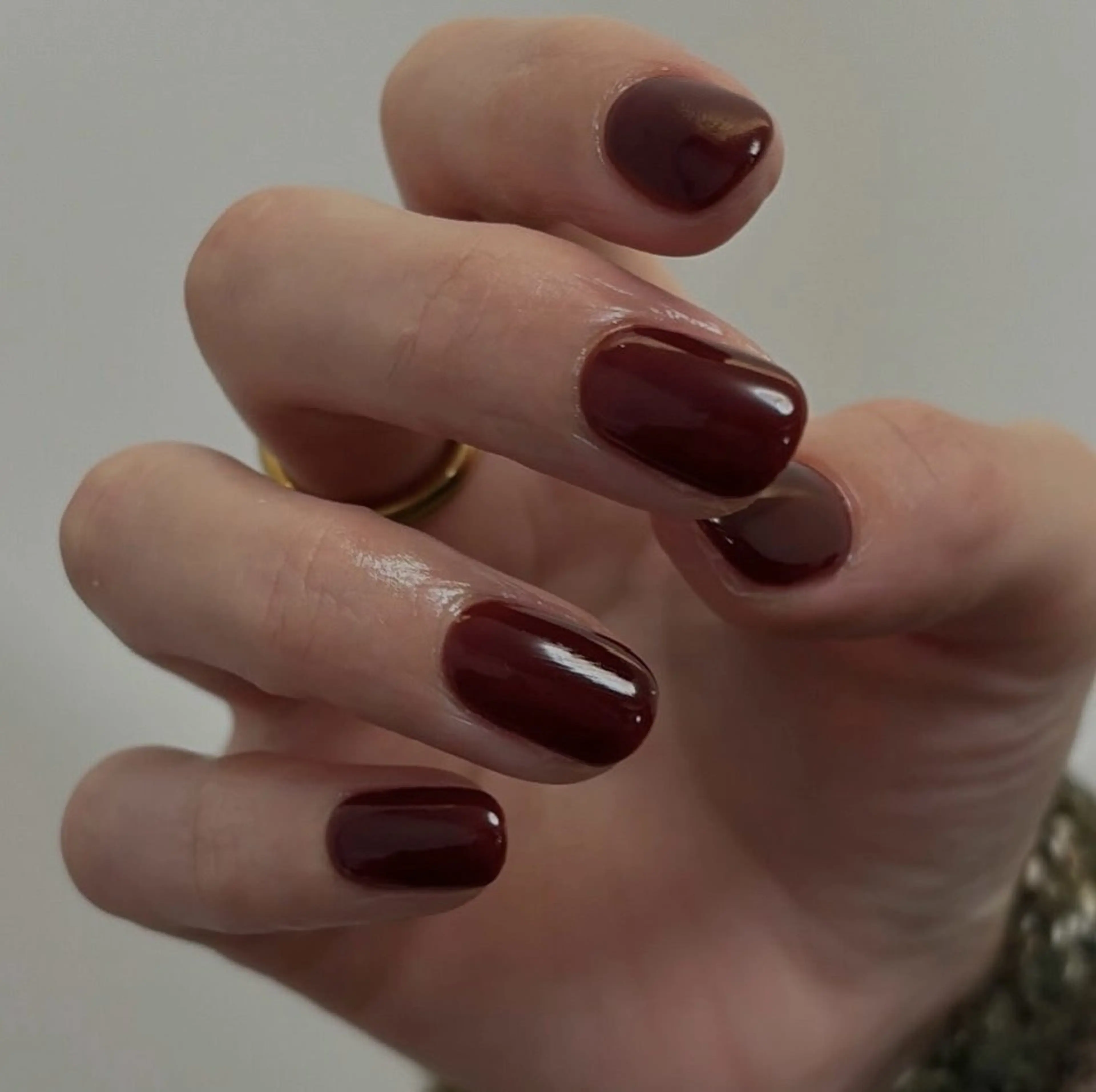 ネイル ワンカラーネイル moe ⠀のネイルデザイン