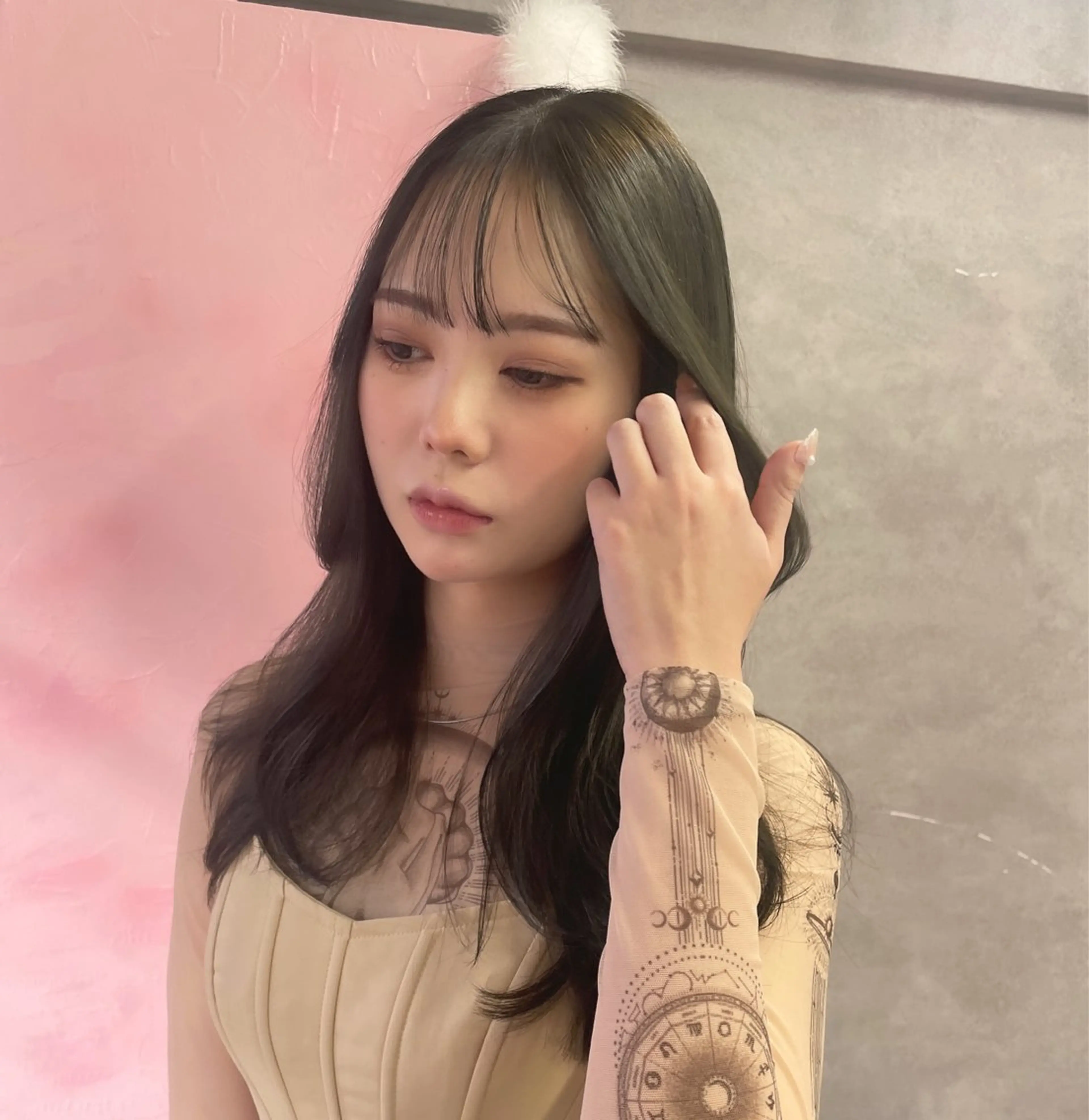 ミディアム koita ioriのヘアスタイル