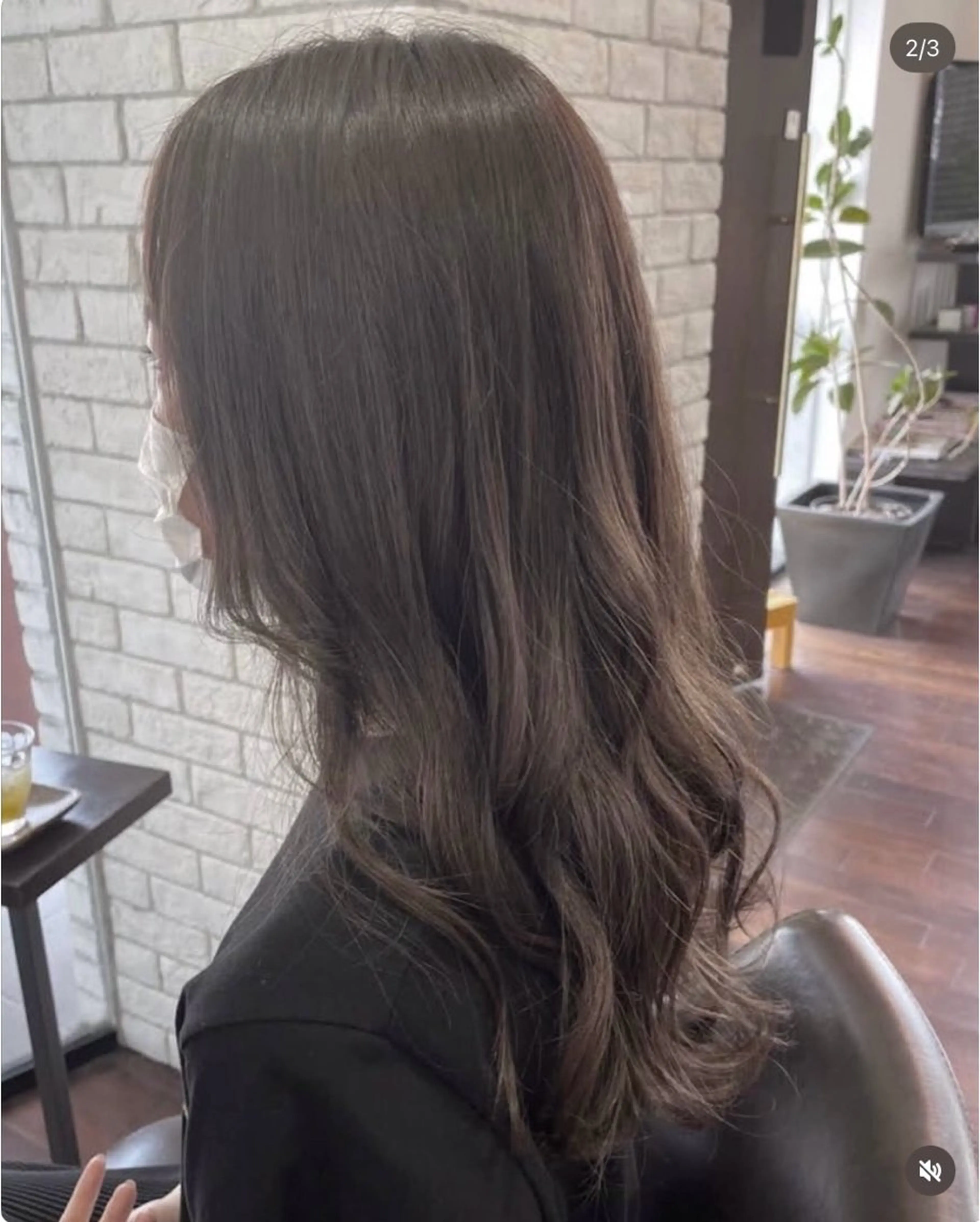 セミロング アッシュ アッシュグレー アッシュグレージュ カット ヘアカラー トリートメント ショートボブHIDE 本山のヘアスタイル