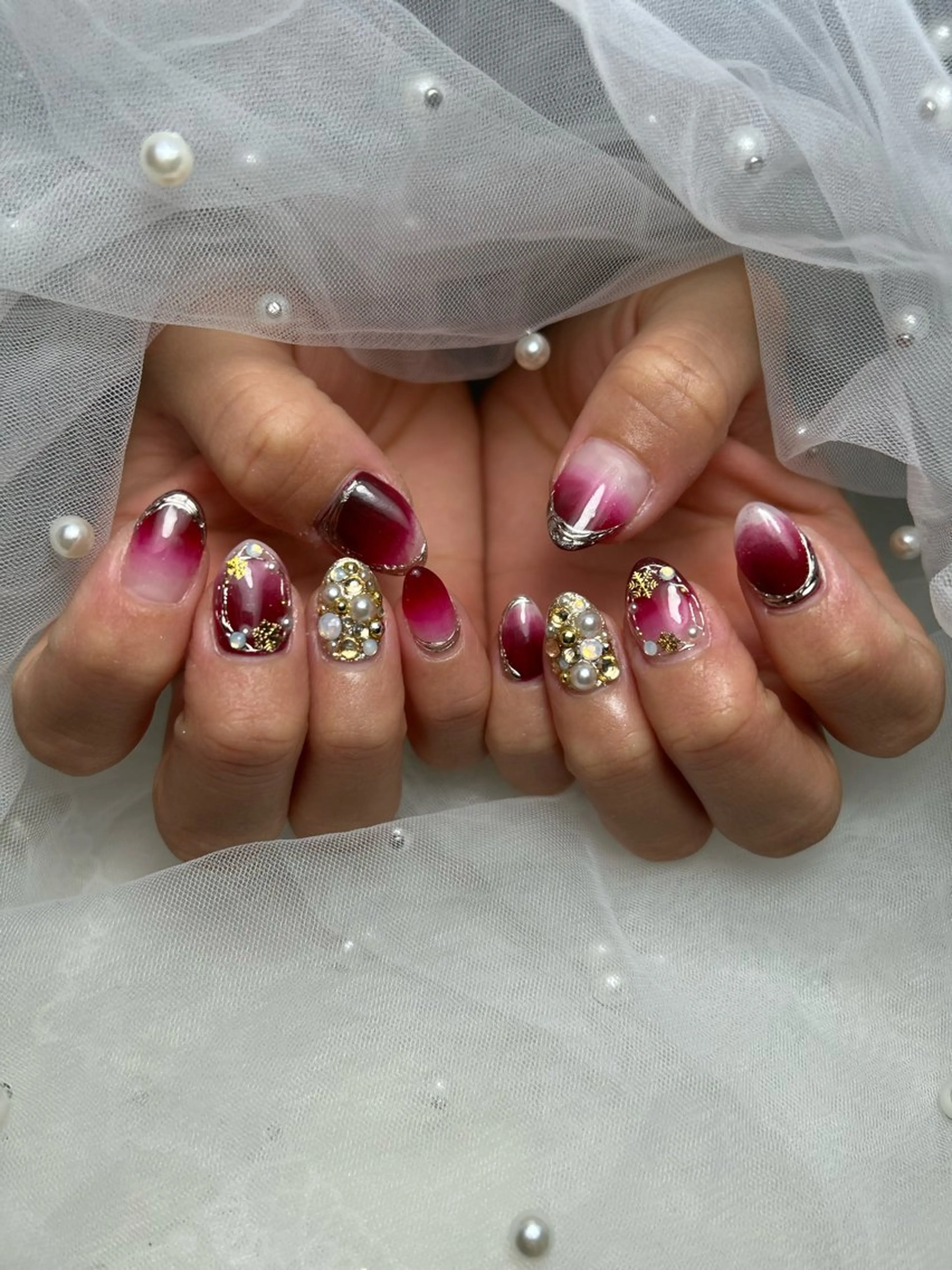 ネイル ハンドネイル フットネイル ✴︎ Delightのネイルデザイン