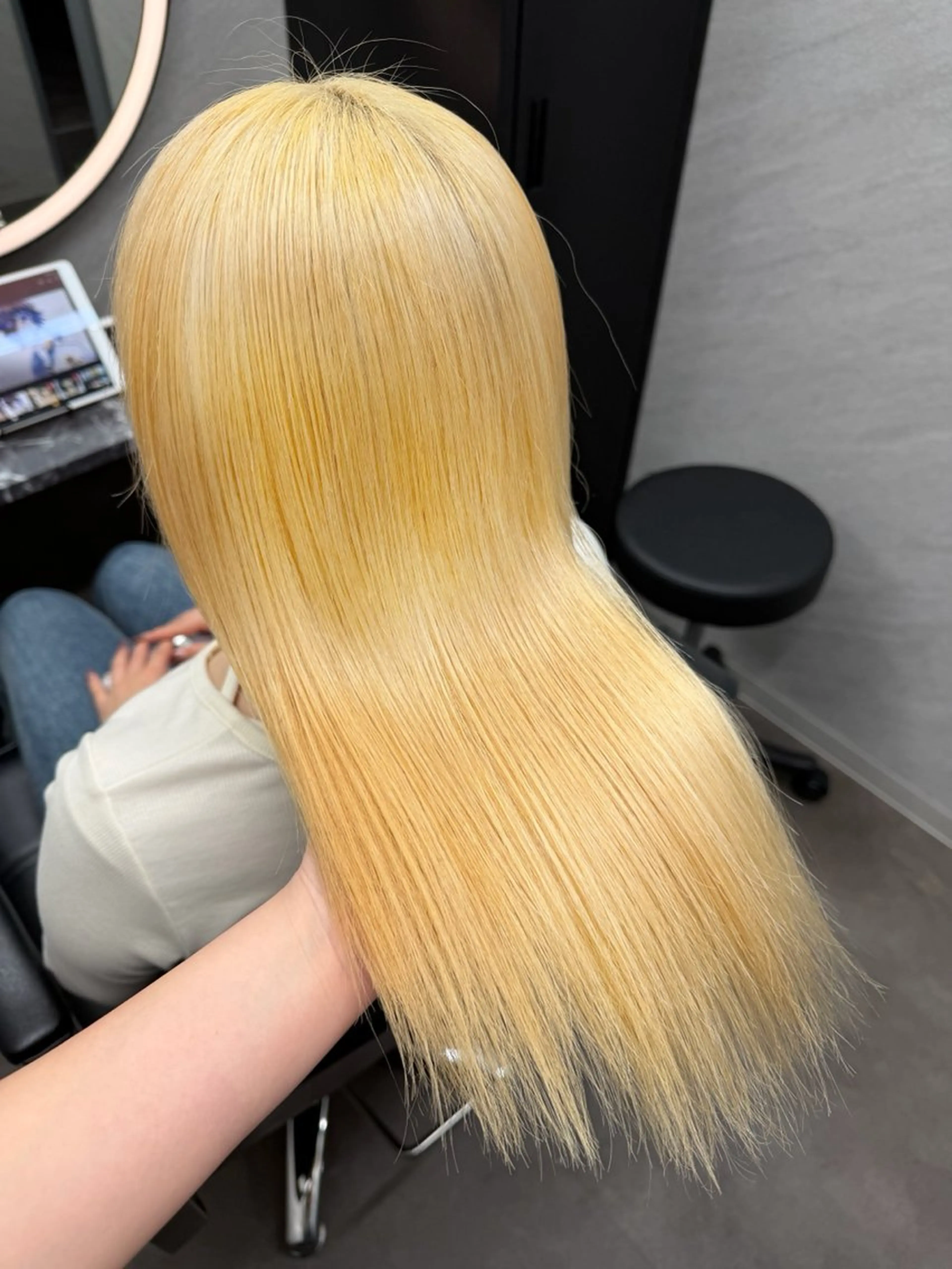 ロング カラー カット ヘアカラー トリートメント 砂野 真璃奈のヘアスタイル