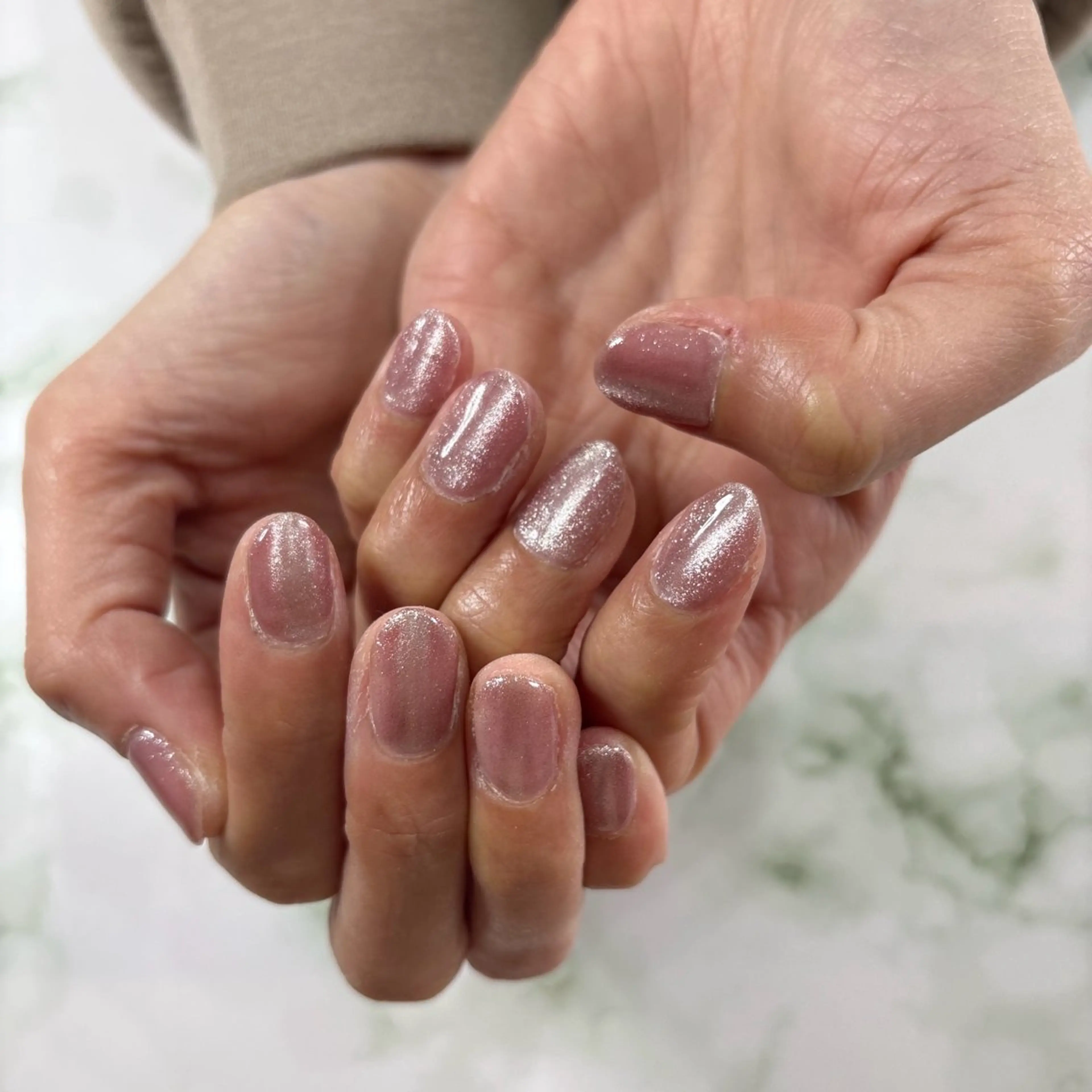 ネイル private salon Aola所属・TSUKI 🩶のネイルデザイン