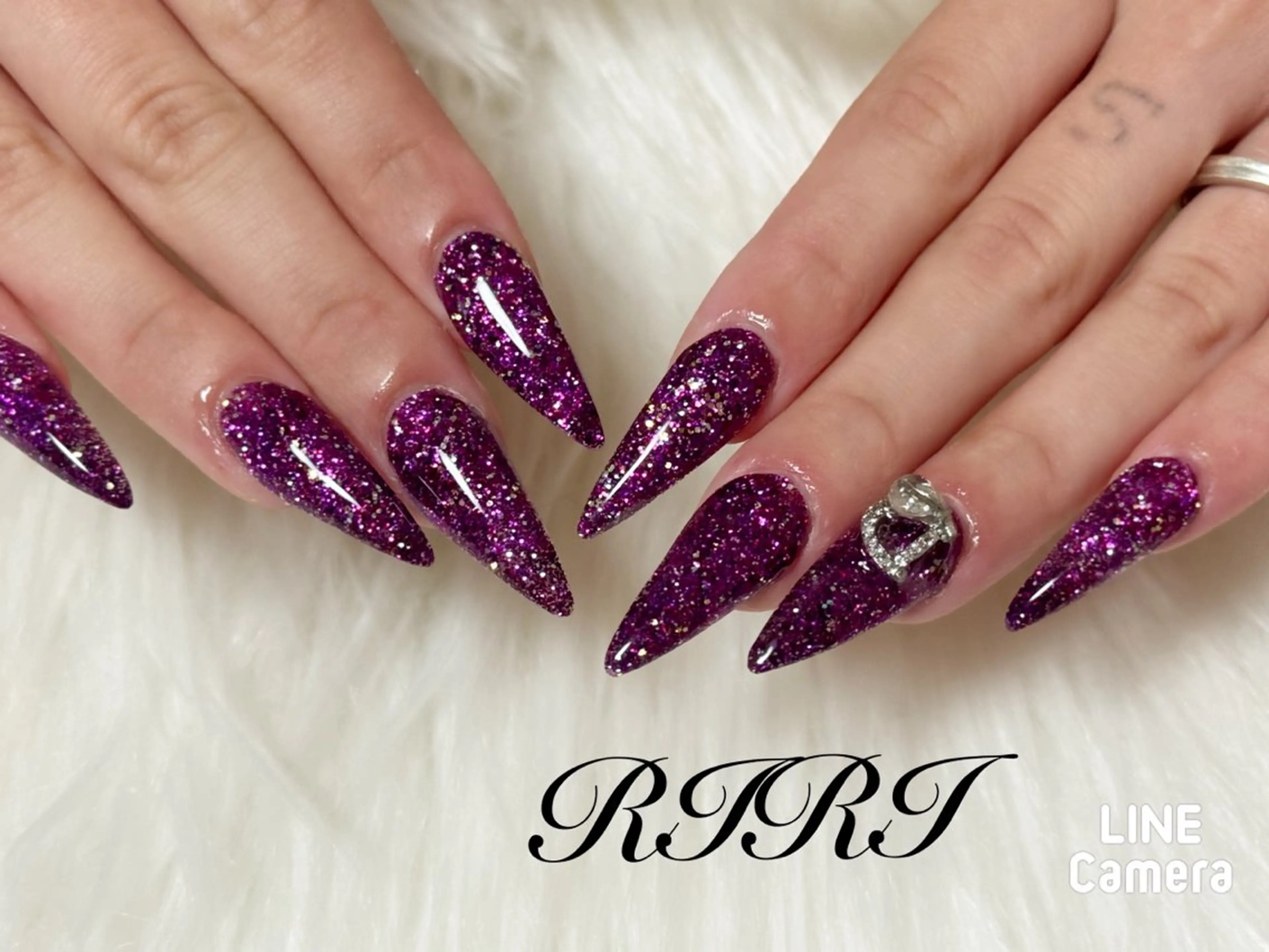 ネイル ジェルネイル キラキラネイル 韓国ネイル ラメ(グリッター) ロングネイル ハンドネイル riri オーナーのネイルデザイン