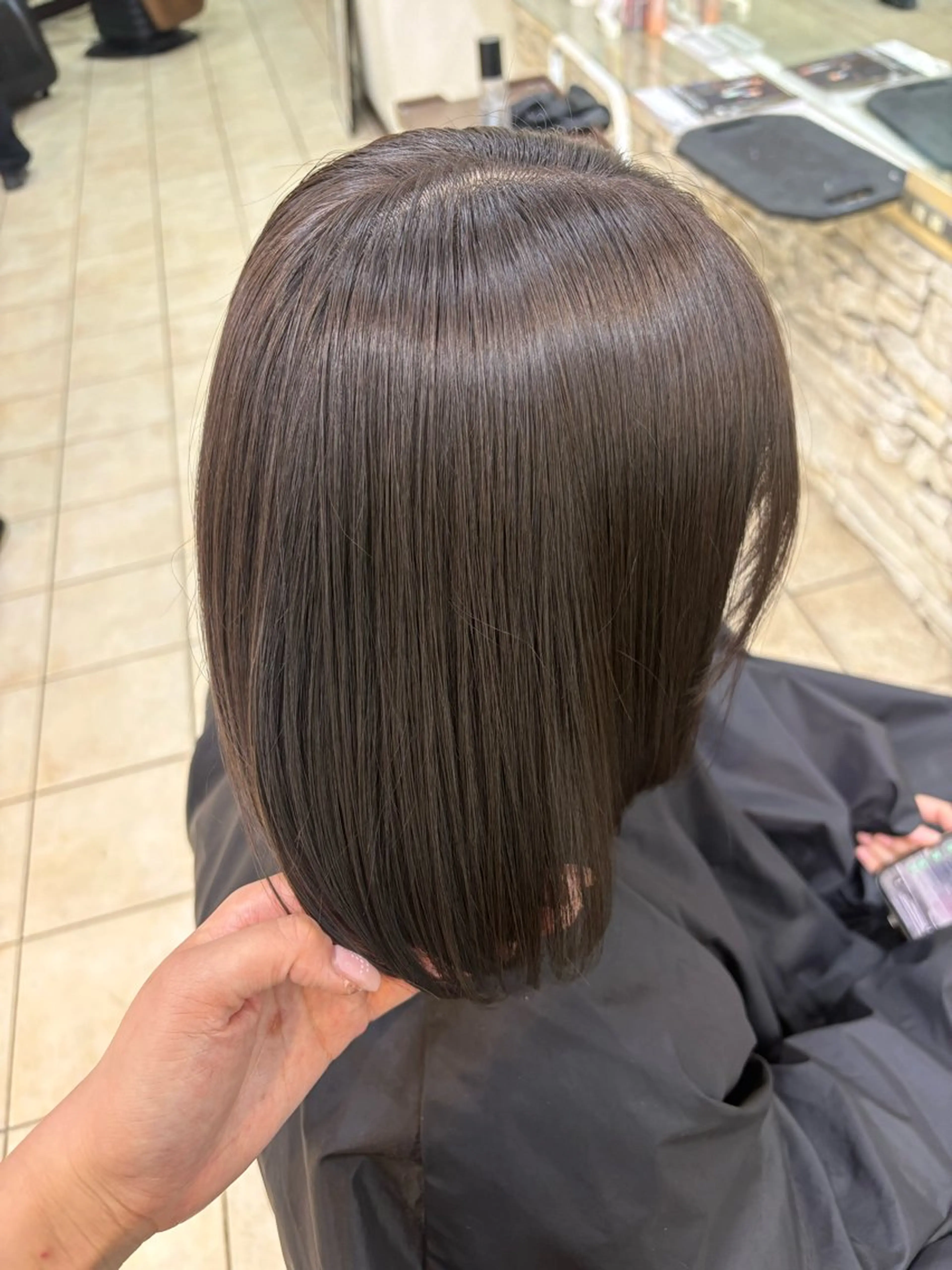 ミディアム カラー カット ヘアカラー トリートメント スズキ ユウナのヘアスタイル