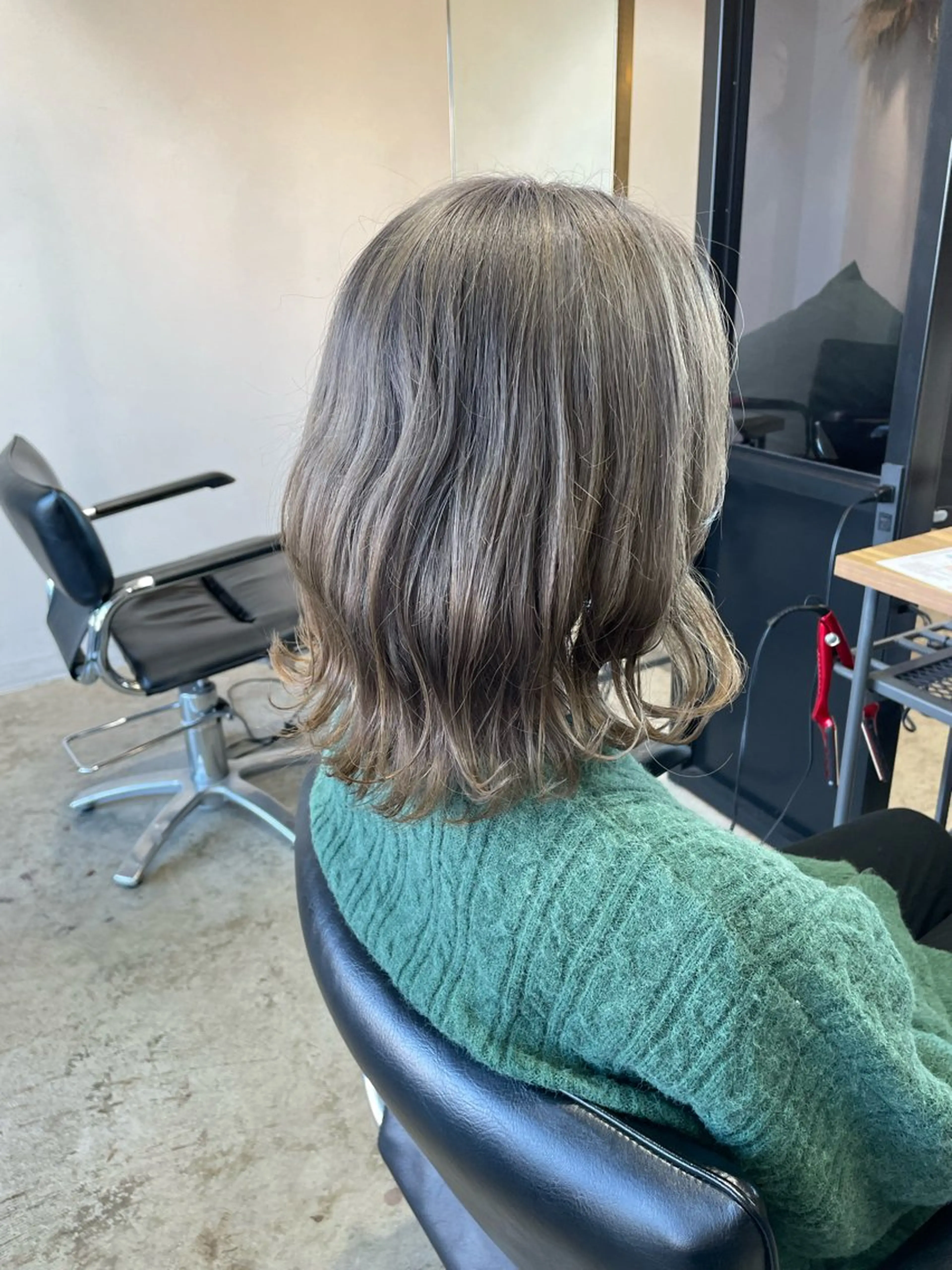 ミディアム 《nico》 髙橋秋花🖤🧡のヘアスタイル