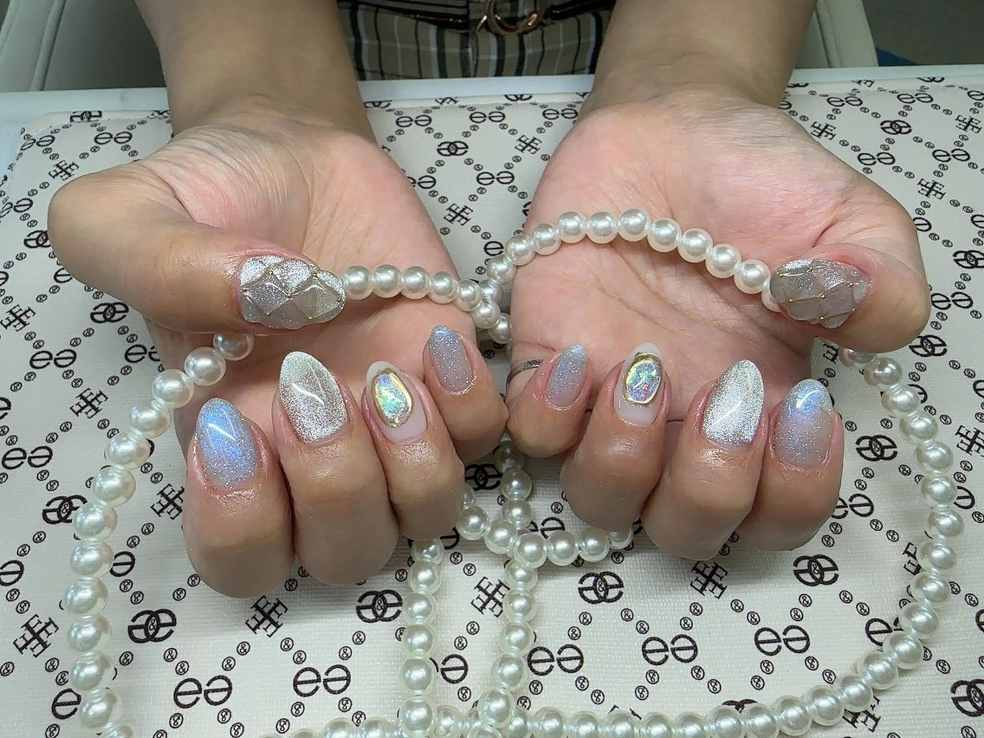 ネイル ハンドネイル VIVIAN リサのネイルデザイン