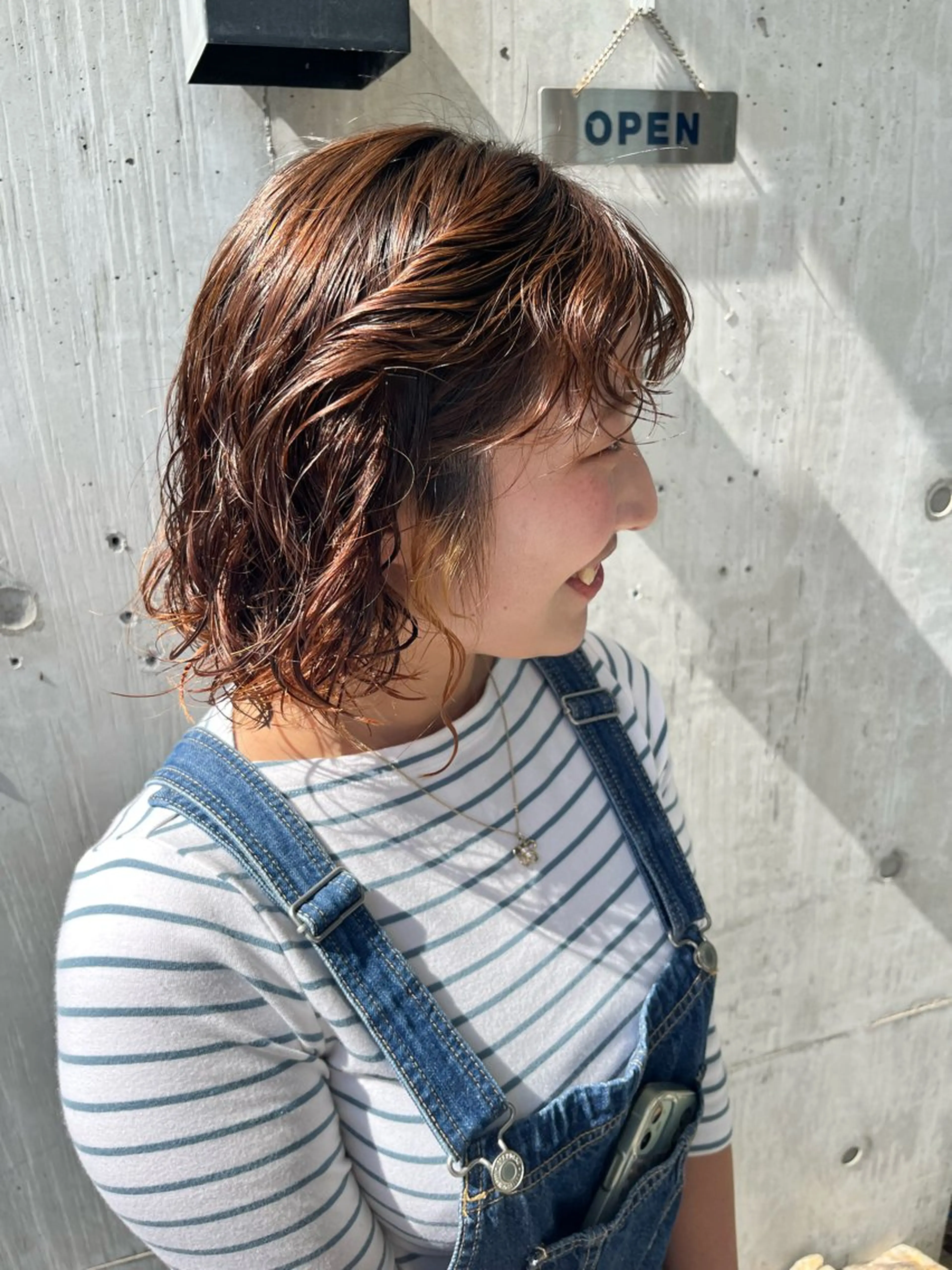 ショート パーマ 犬塚 梨花のヘアスタイル