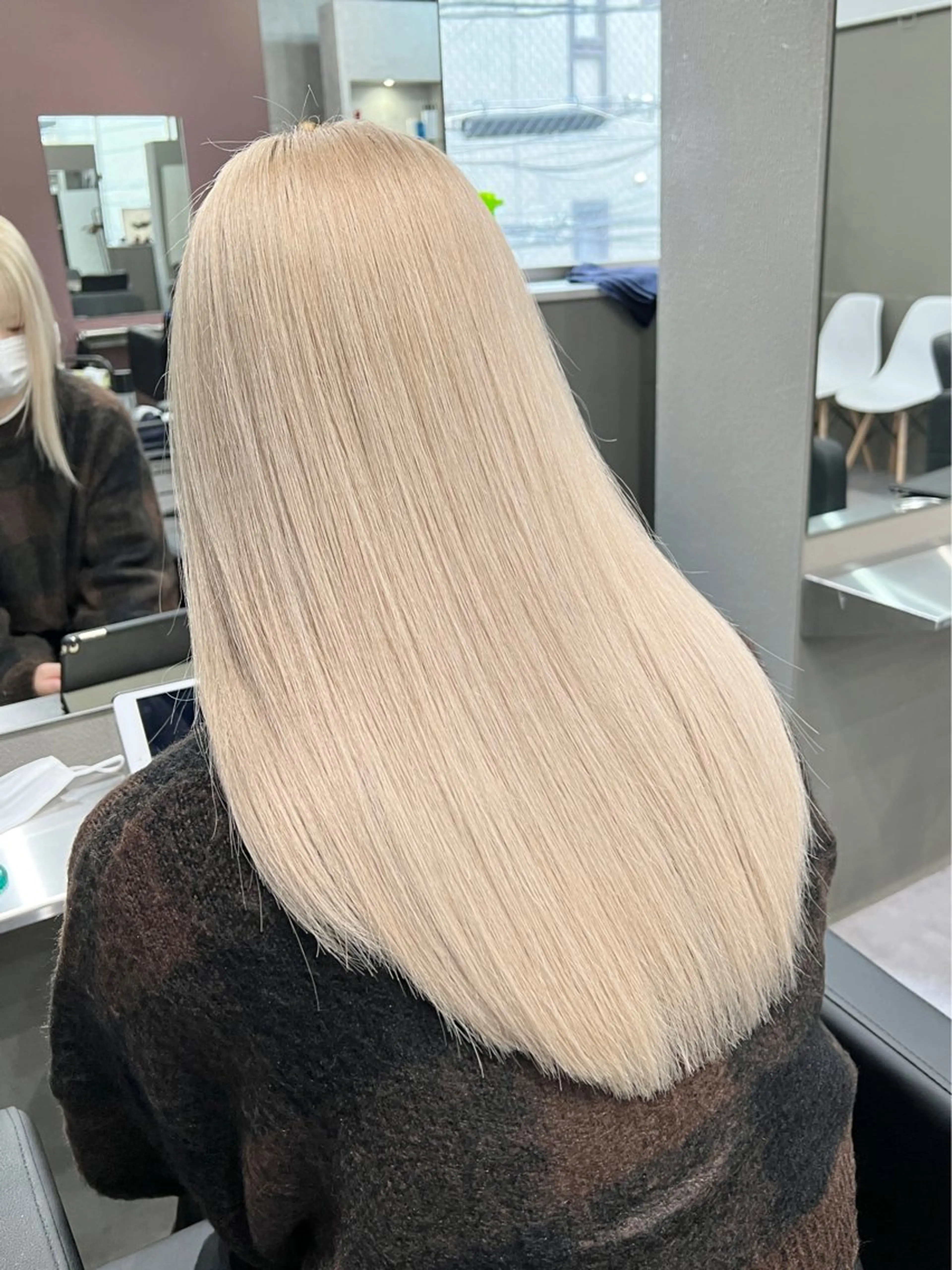 ロング カラー Via  京都烏丸所属・ブロンド/ハイトーン /レイヤー/りなのヘアスタイル
