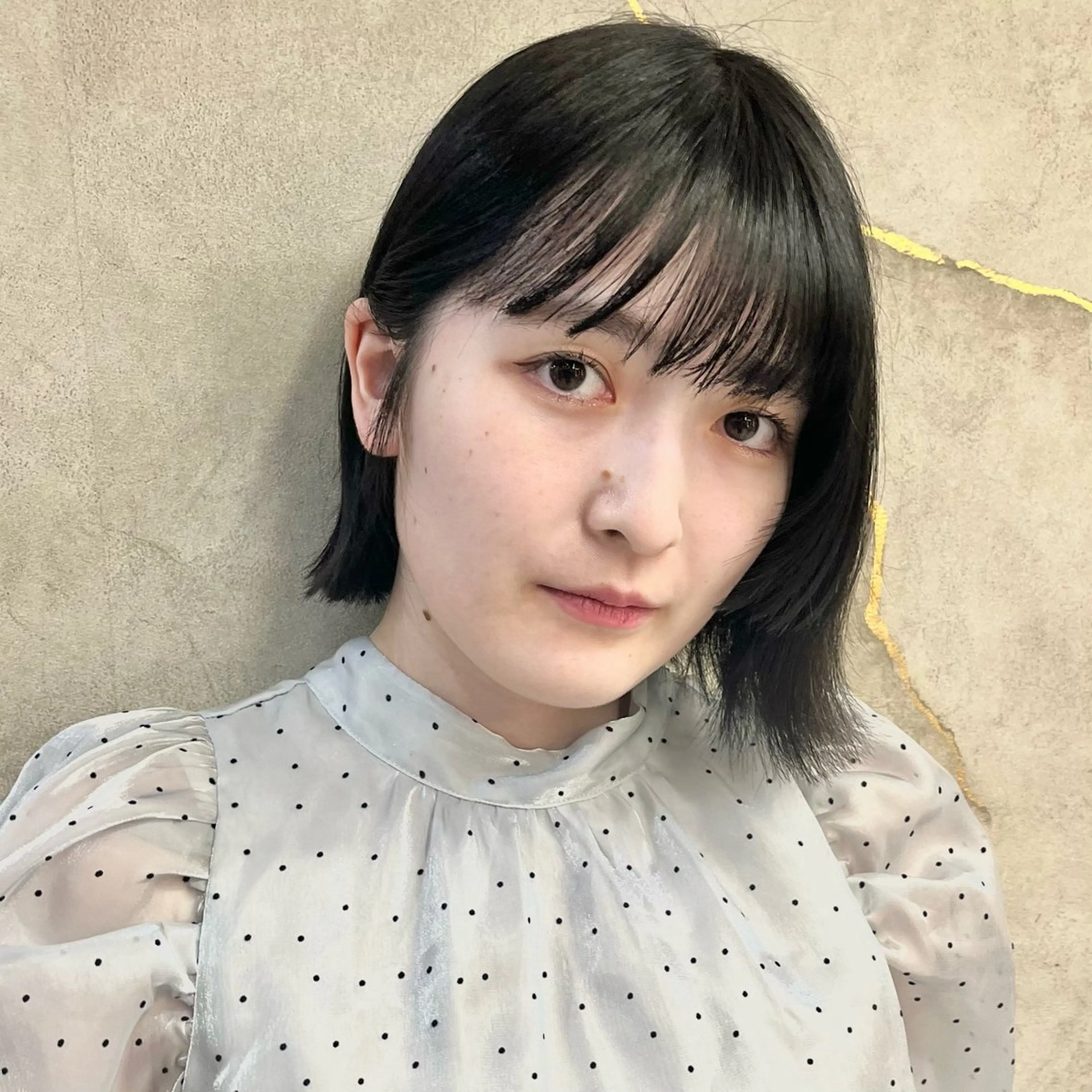 ショート アッシュ ボブ くびれヘア 顔まわりレイヤー 顔周りカット カット トリートメント ヘアセット ボブ｜韓国｜美髪矯正 ｜amika🌙のヘアスタイル