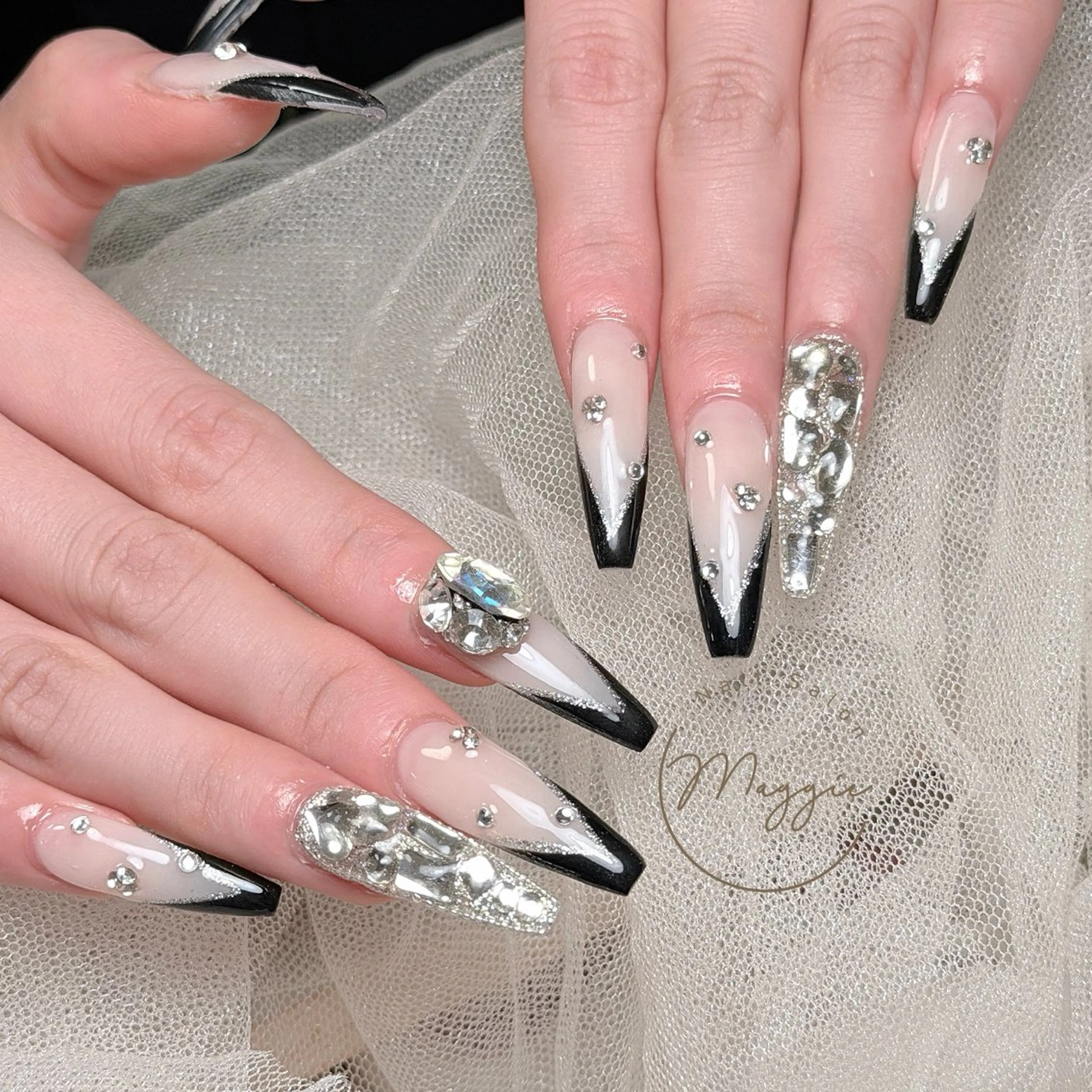 ネイル Maggie Nail🦩のネイルデザイン