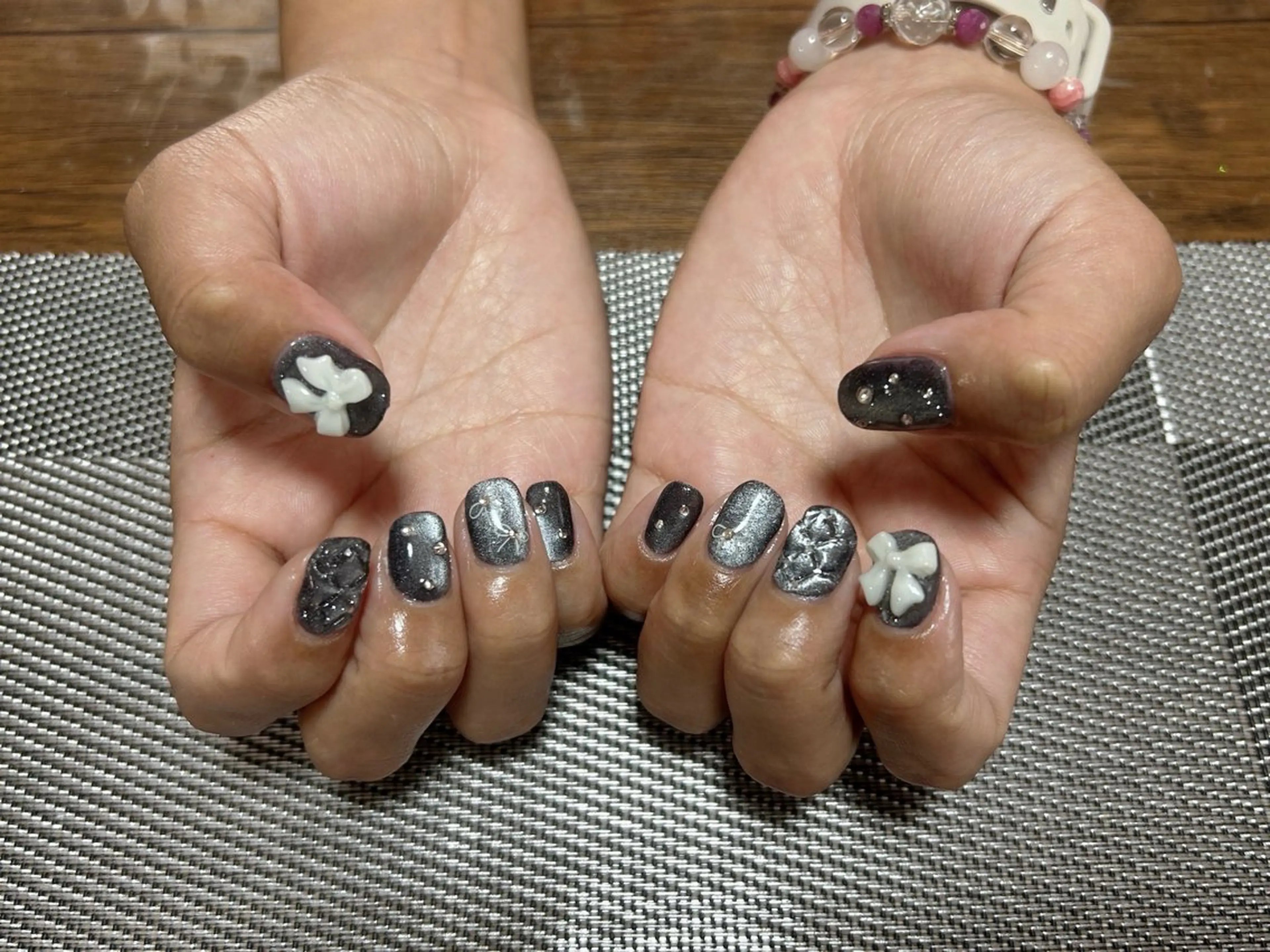 ネイル マグネットネイル リボン ハンドネイル i nailのネイルデザイン