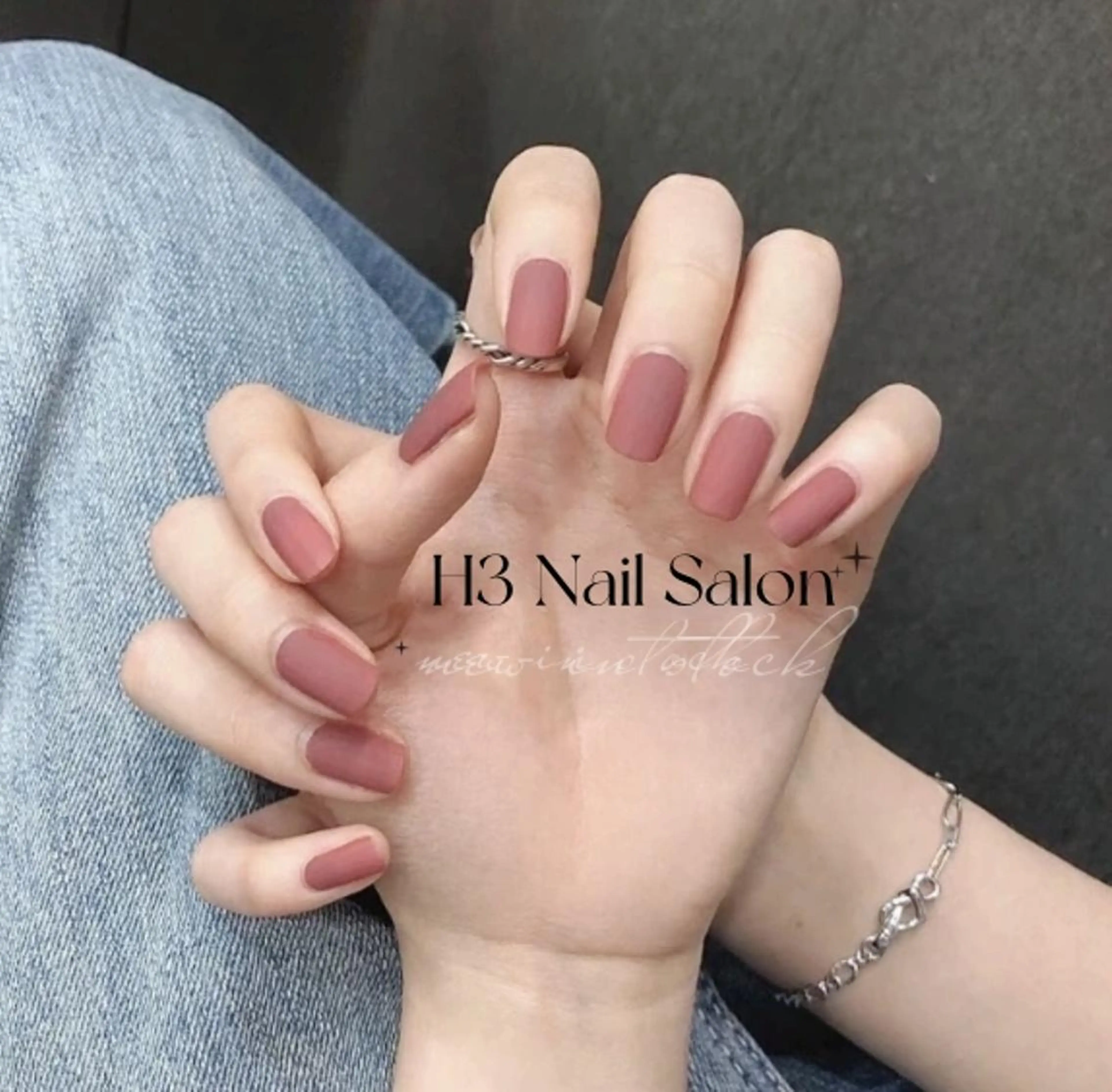 ショート H3 ネイル サロンのネイルデザイン