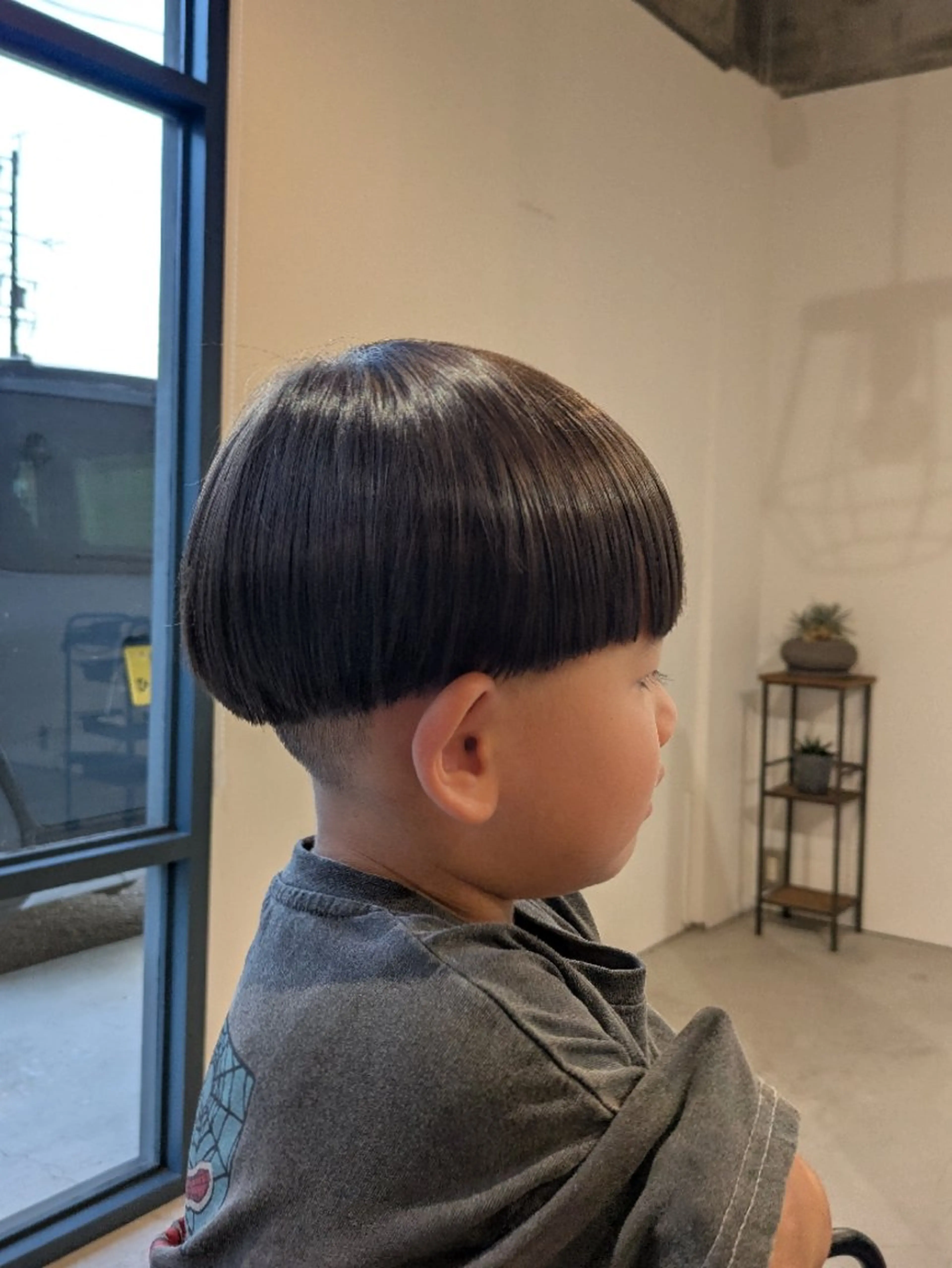 ショート メンズ キッズ マッシュ カット SOL所属・透明カラー/ショート /髪質改善/亀山貴之のヘアスタイル