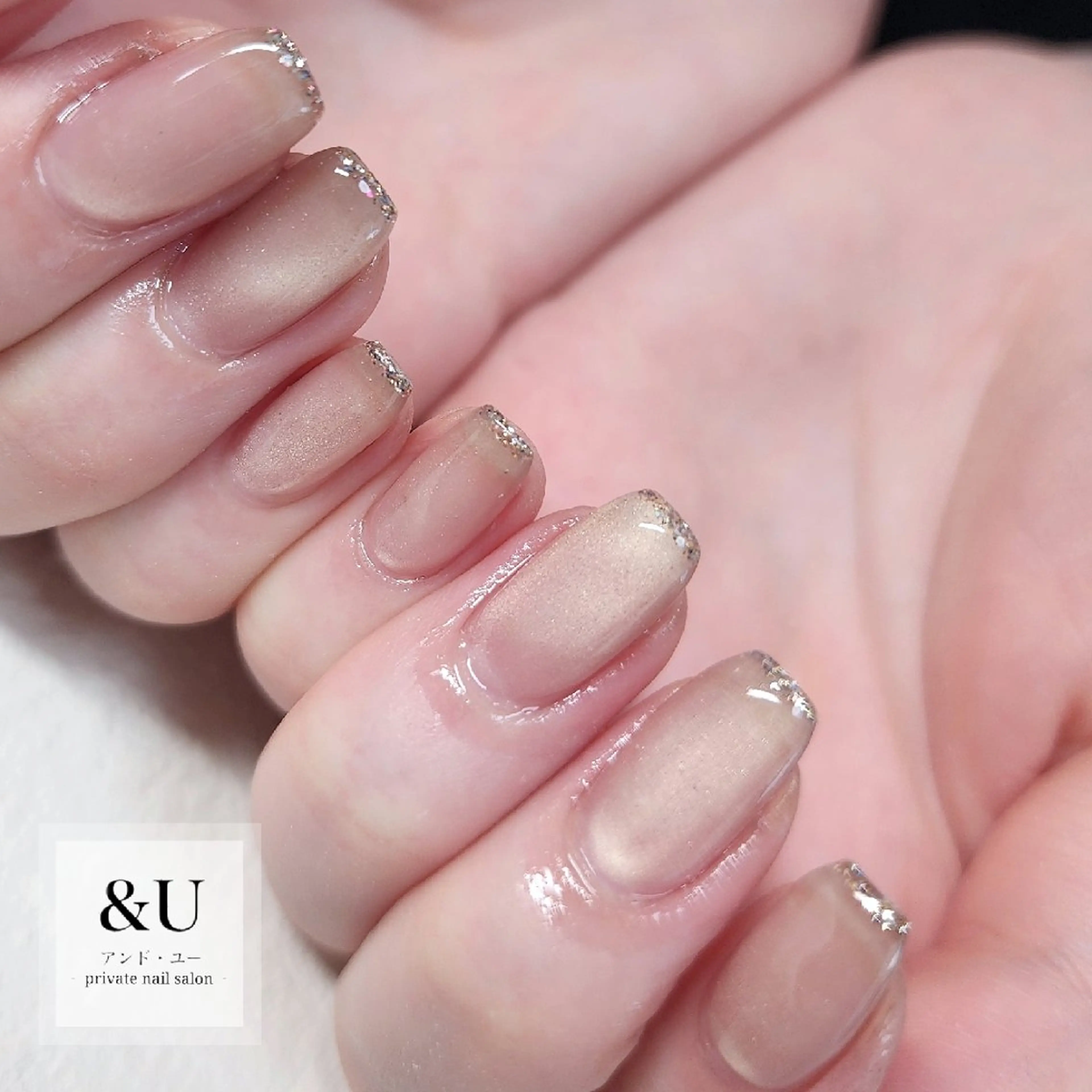ネイル フレンチネイル ロングネイル マグネットネイル ハンドネイル ＆Ｕ (アンド・ユー)のネイルデザイン