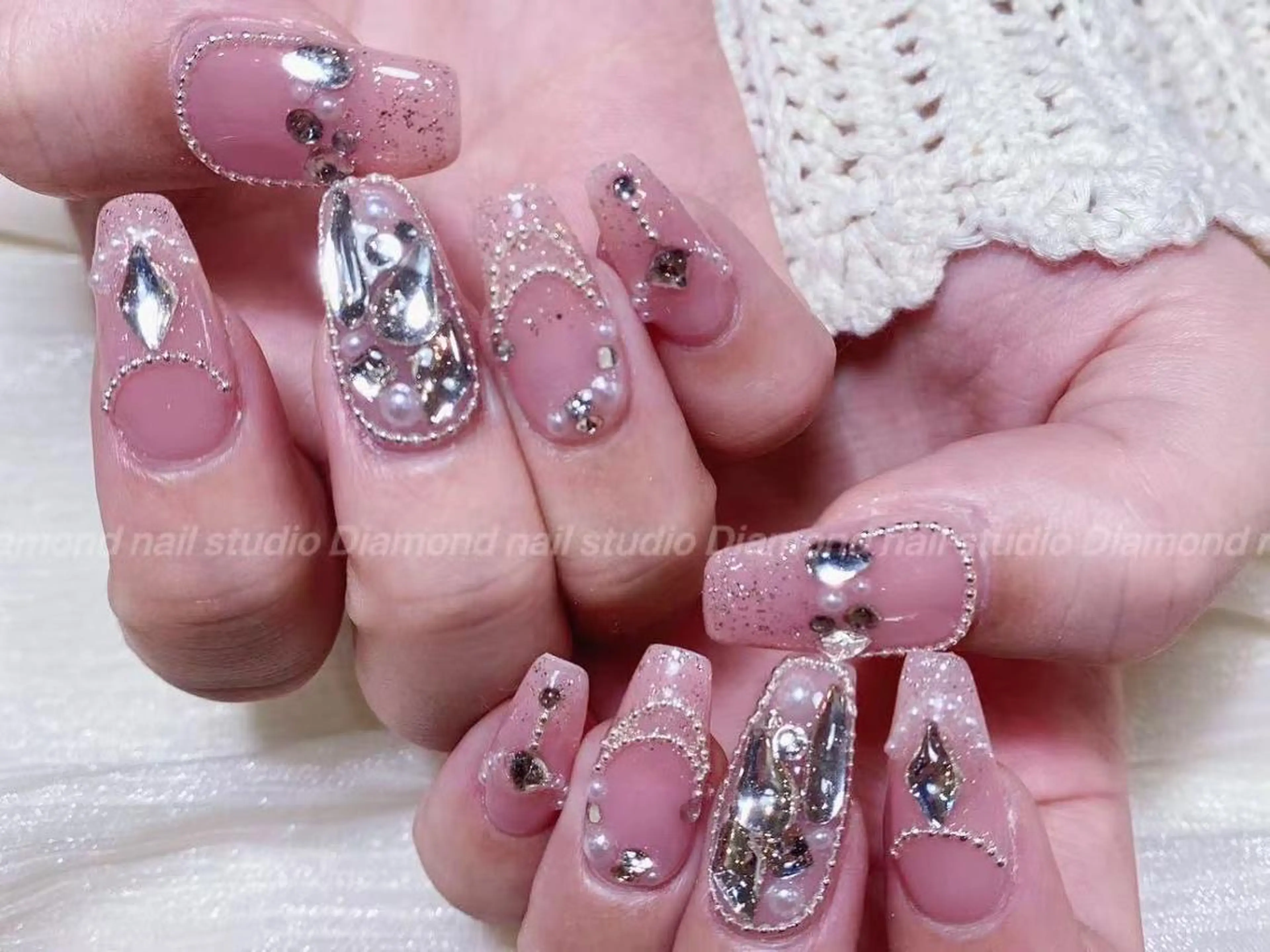 ロング 韓国風ヘア Diamond 🚢のネイルデザイン