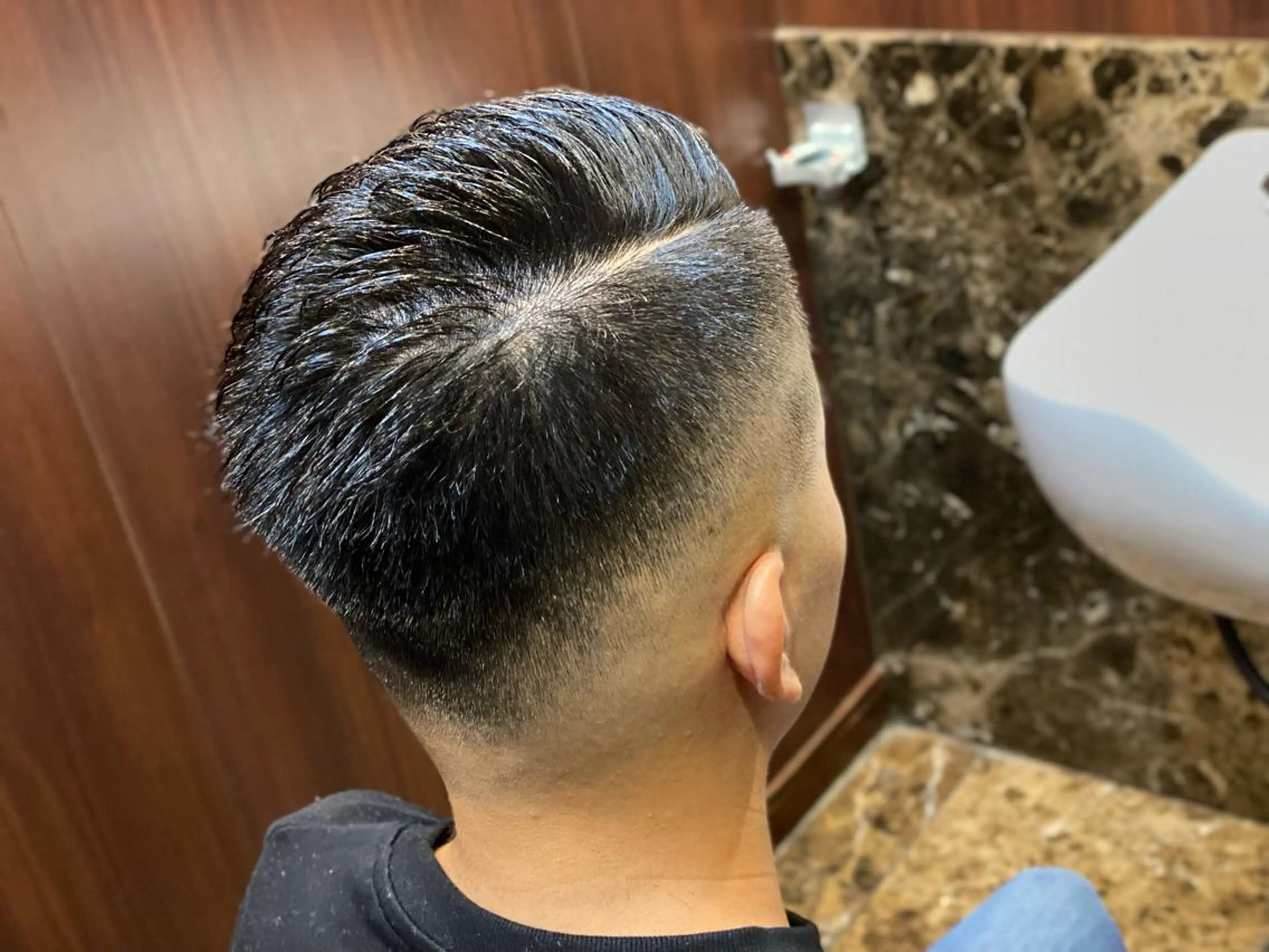 ショート パーマ メンズ 浅見 天翔のヘアスタイル