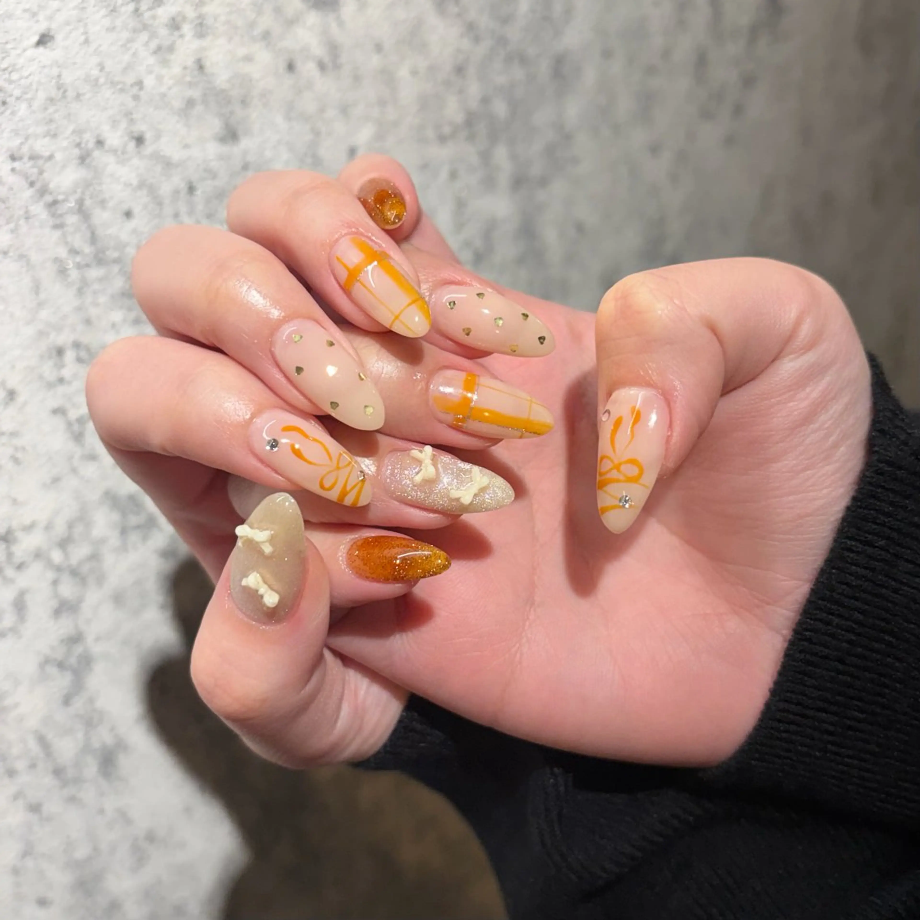 ネイル ハンドネイル MORE-NAIL所属・Miki. MORE -NAILのネイルデザイン