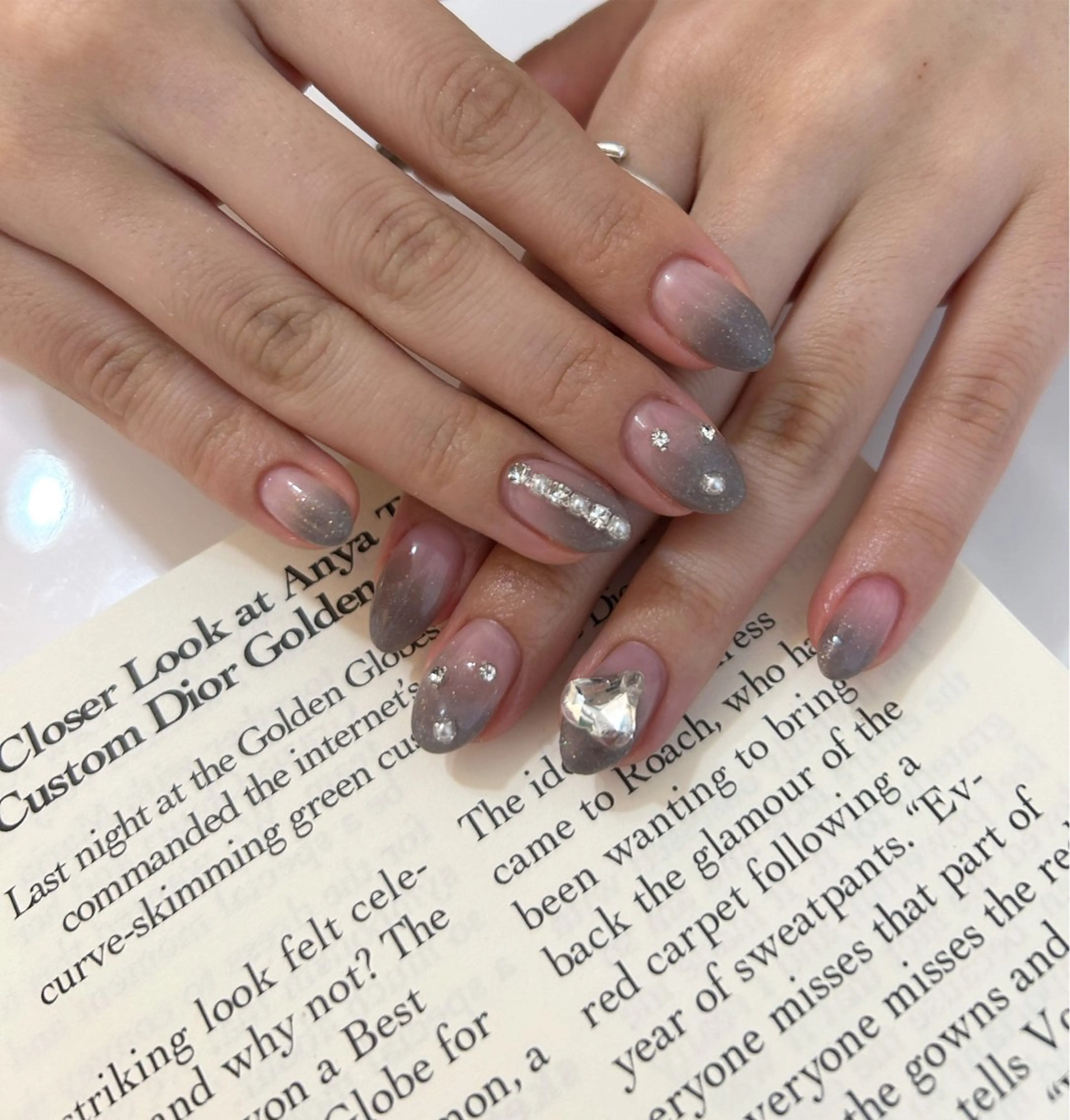 ネイル ハンドネイル ViViA momokaのネイルデザイン