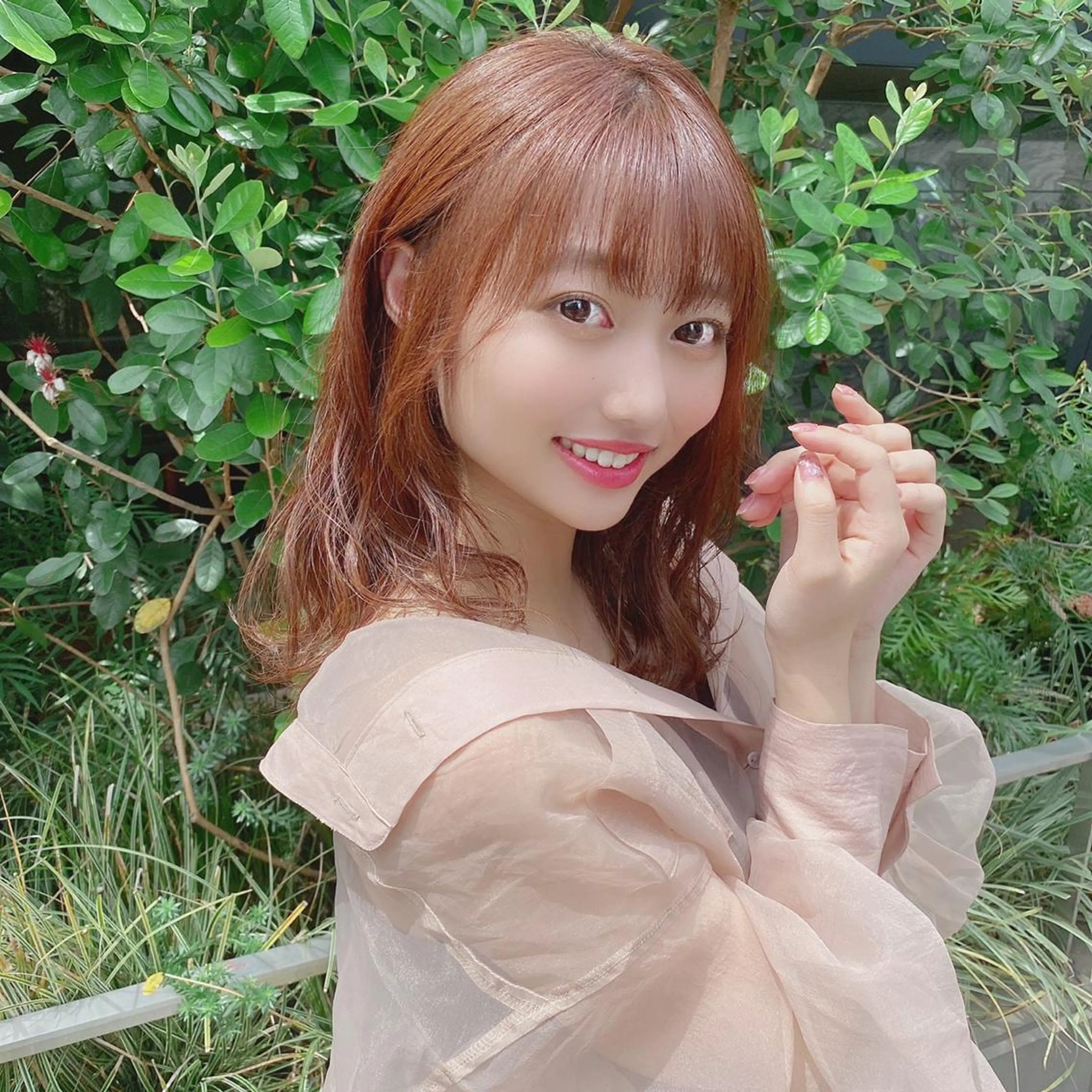 ミディアム カラー ヘアアレンジ ベージュカラー ブリーチ グレージュ ハイライトカラー ミルクティーベージュ 外苑前NO.1艶髪 透明感カラーのヘアスタイル