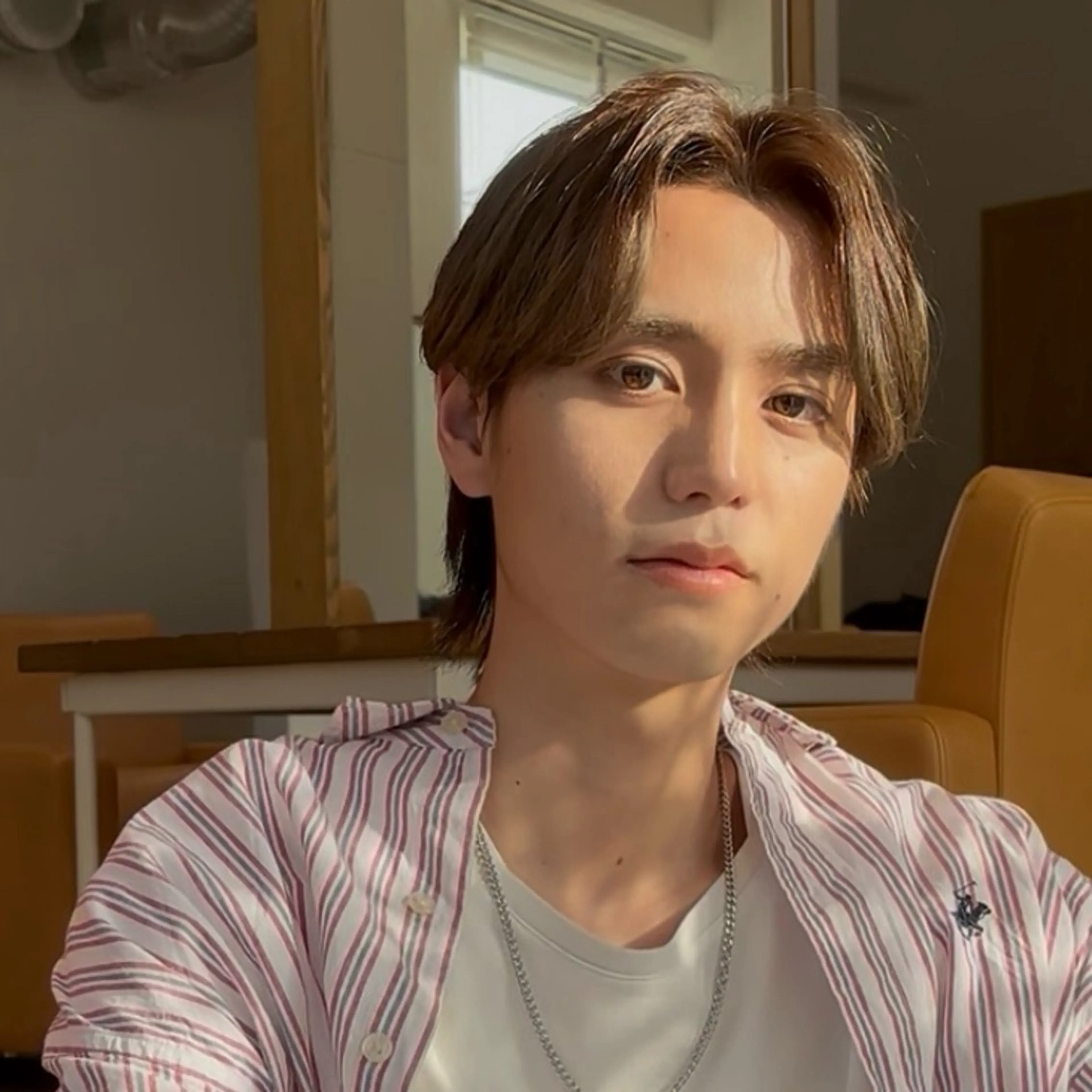 カラー パーマ メンズ メンズウルフカット ベージュカラー ウルフカット GROW middle所属・メンズカット/パーマ 山梨 洸のヘアスタイル