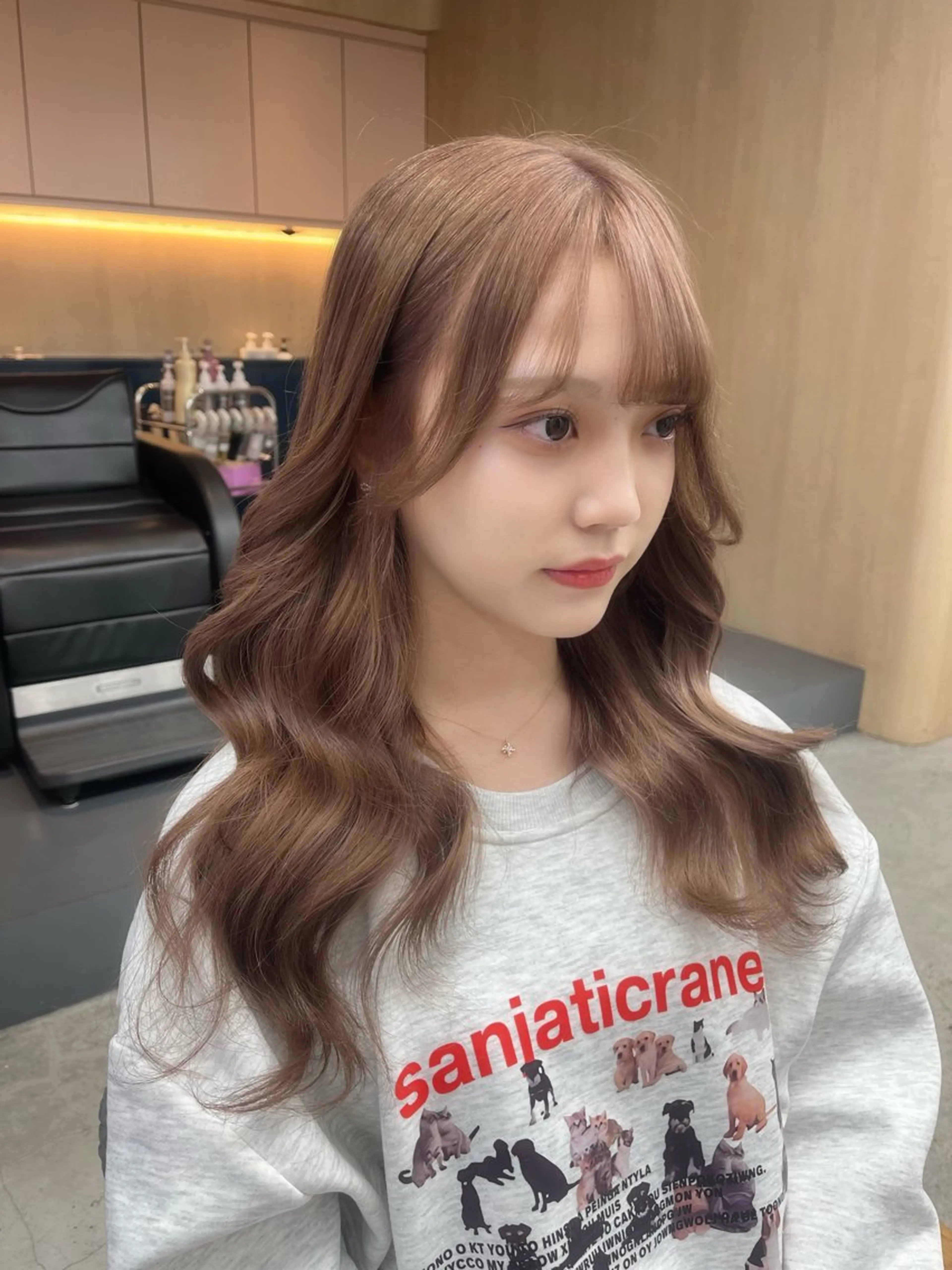 ロング カラー ベージュカラー ミルクティーベージュ ayaka♡ 柔らかカラーのヘアスタイル