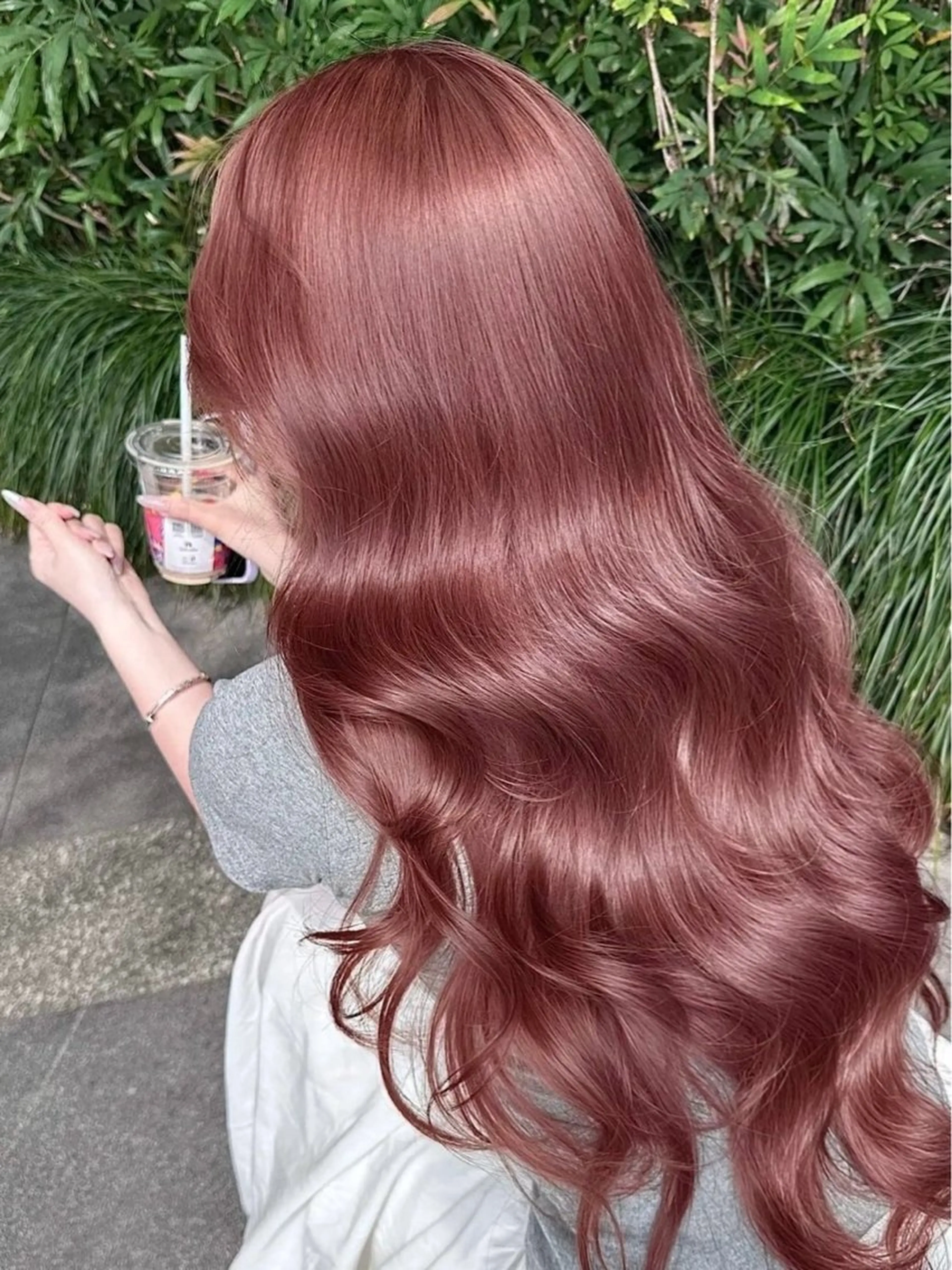 ロング カラー トレンド暖色ヘア🍒 miu🍒のヘアスタイル