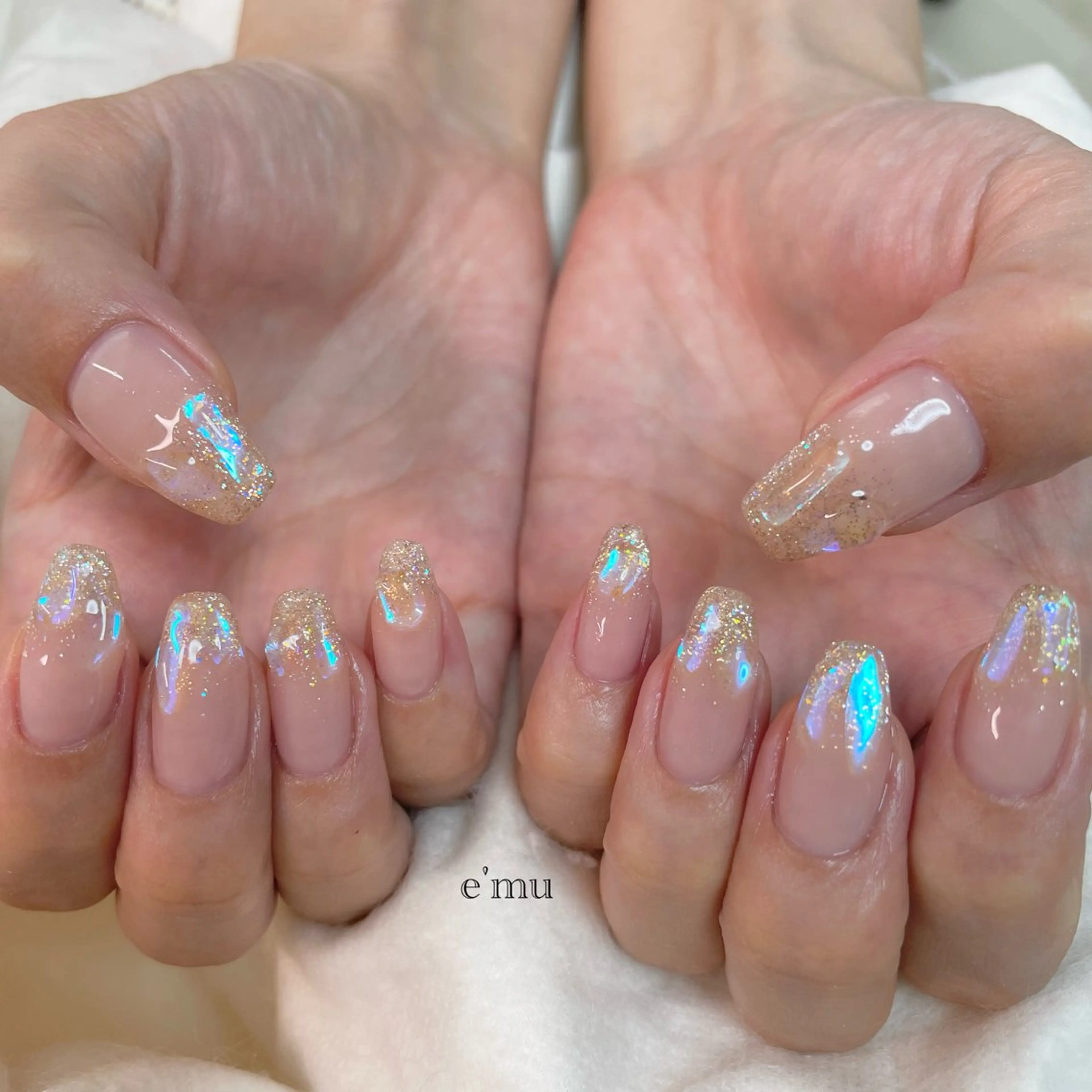 ネイル 氷ネイル・うるうるネイル ハンドネイル nail salon e'mu💐のネイルデザイン