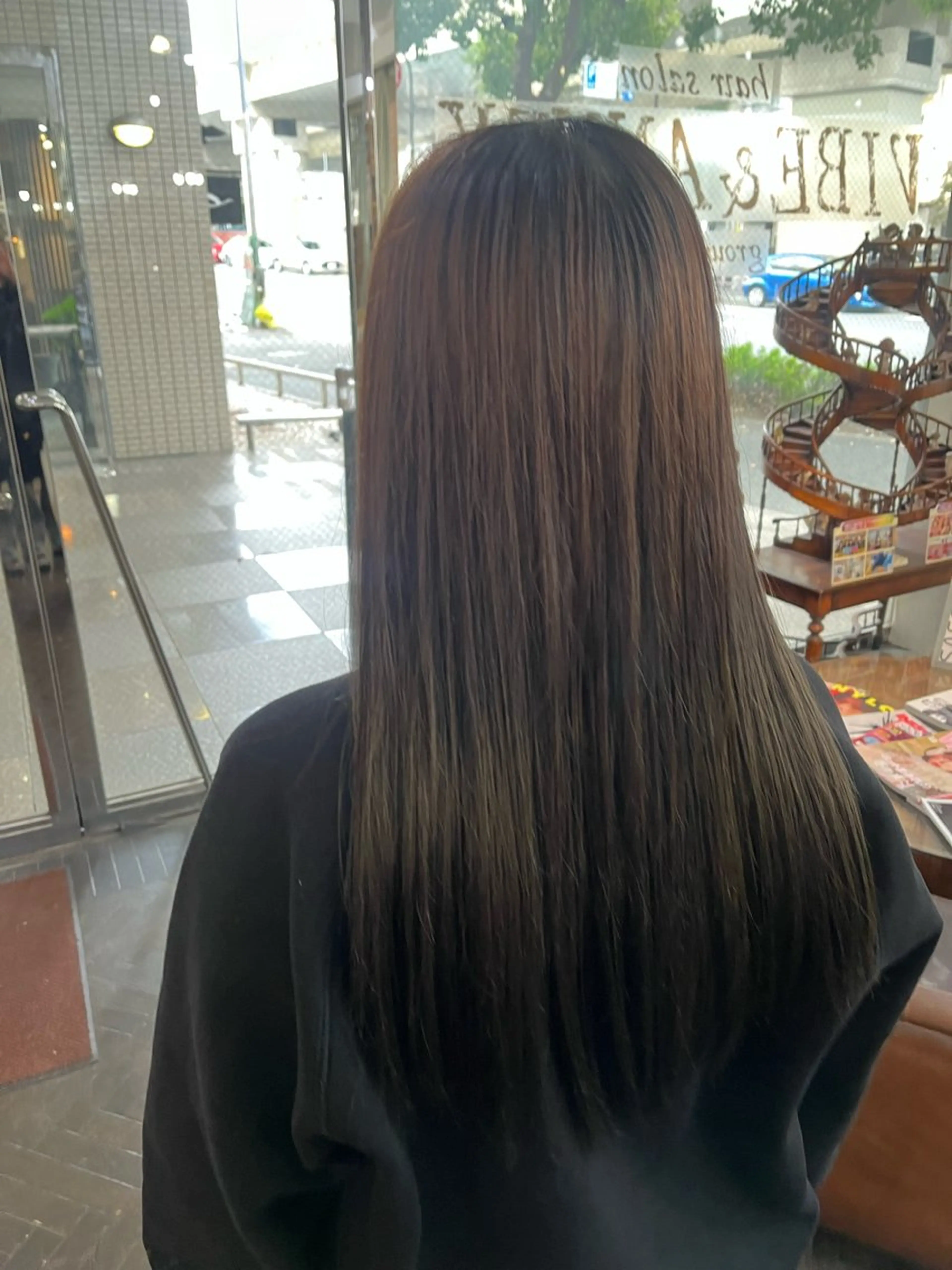 ロング ヘアカラー デザインカラー/ ブリーチ/コーンロウのヘアスタイル