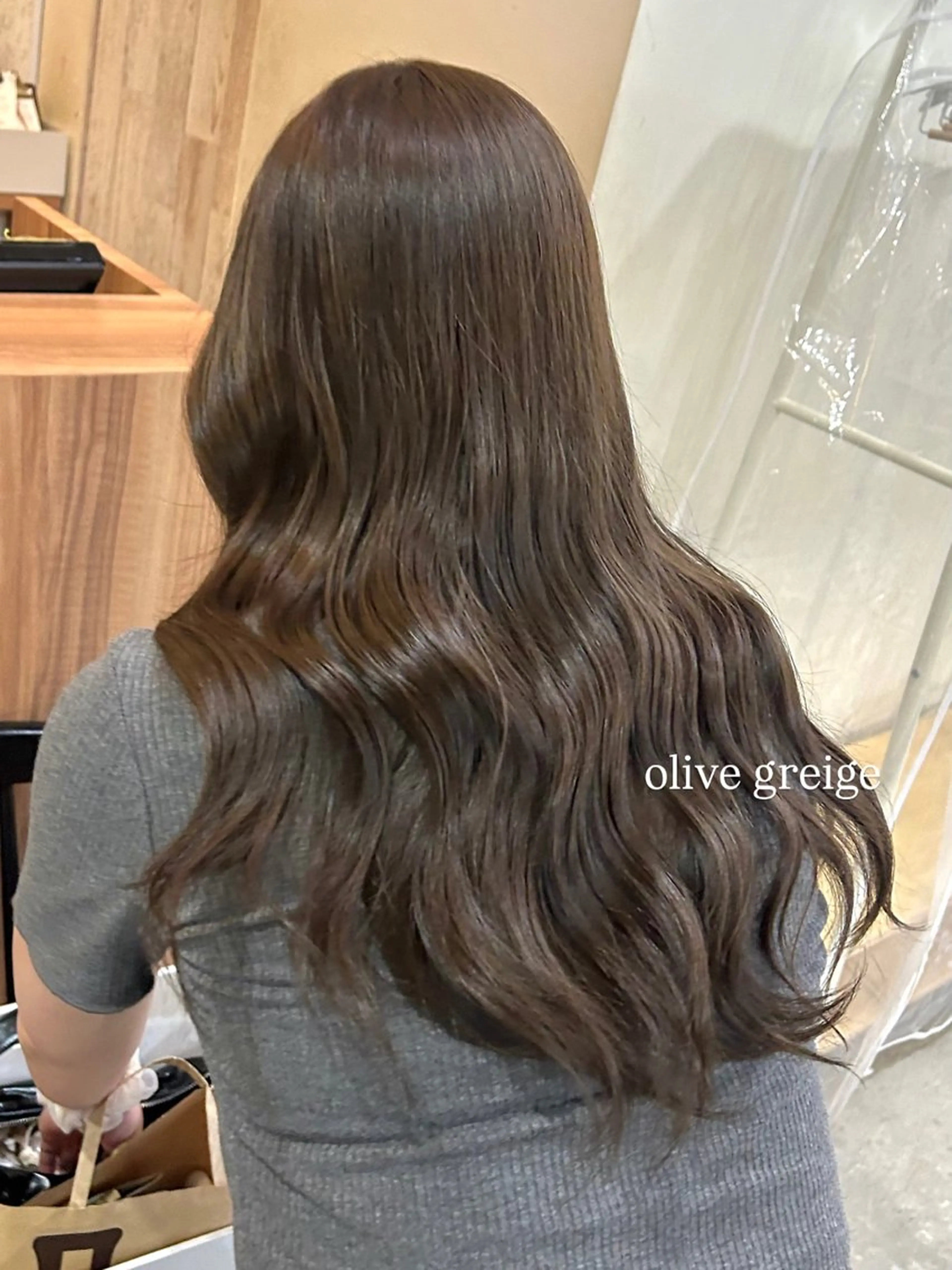 【☀⏰早朝限定🉐⏰☀️】うる艶カラー➕補修トリートメントの写真