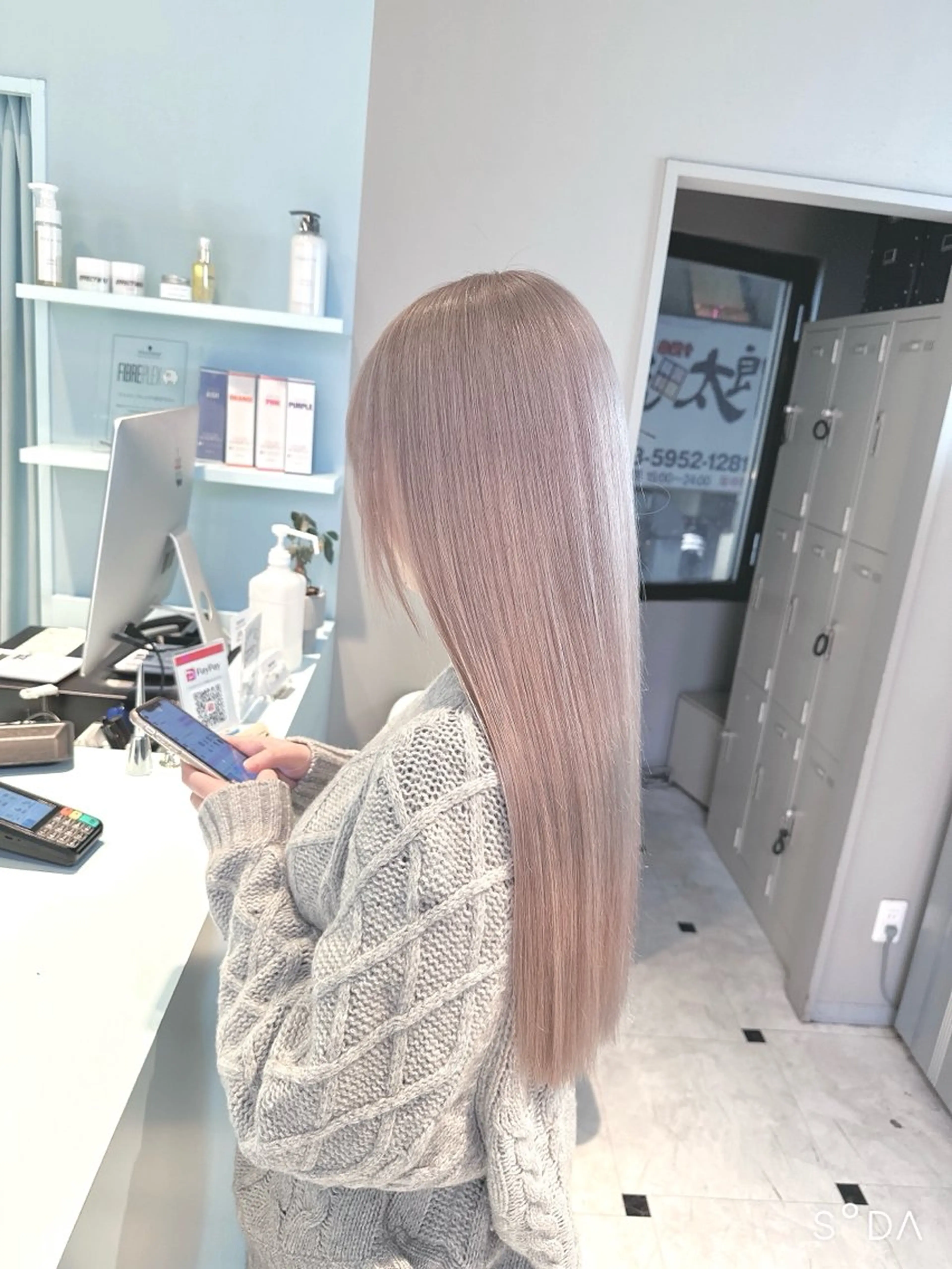 ロング カラー ヘアカラー トリートメント ヘアセット 🪄池袋ハイトーン 🪄ブリーチカラーのヘアスタイル