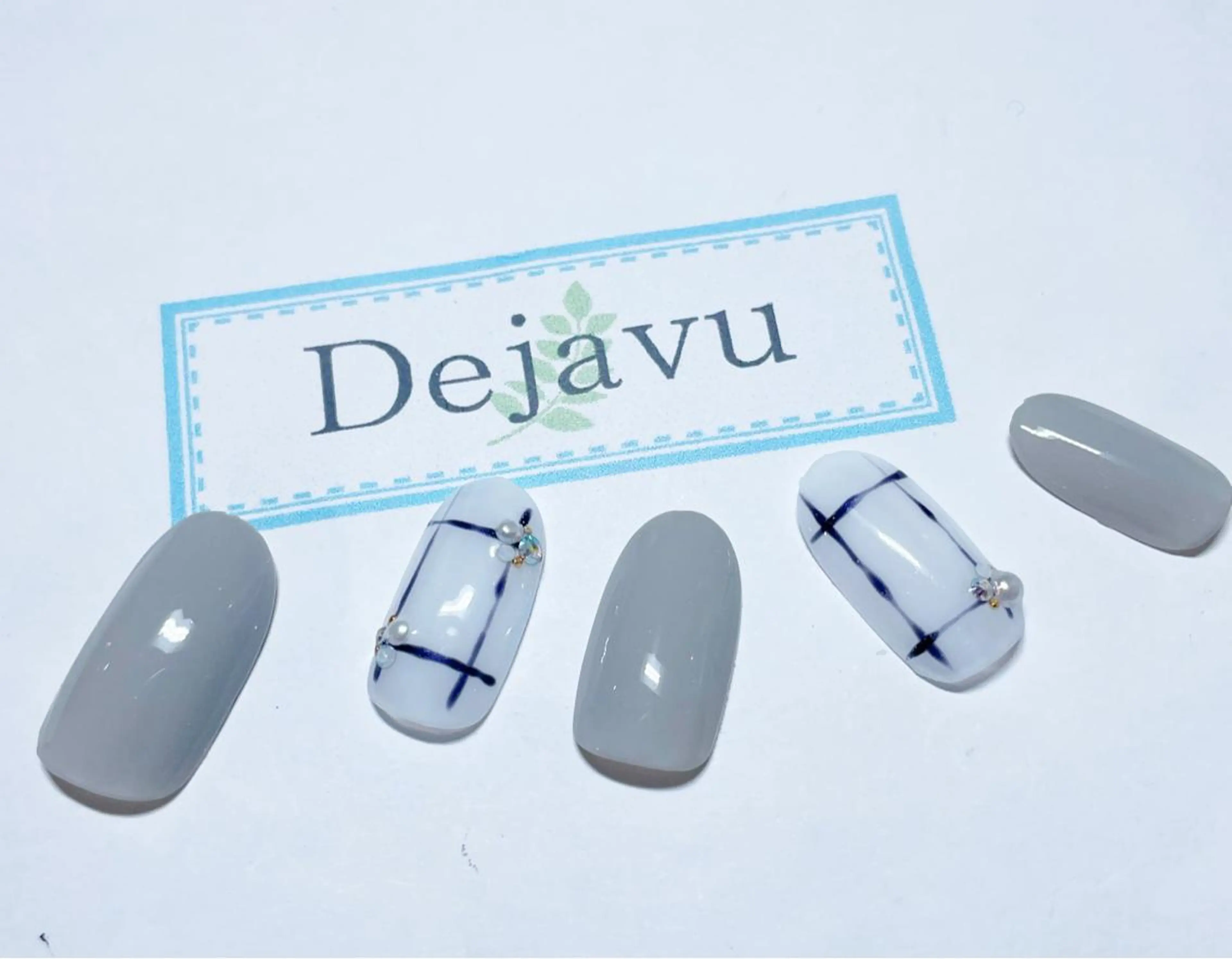 ネイル シンプルネイル ハンドネイル Nailsalon Dejavu Yokosuka所属・Nailsalon Dejavuのネイルデザイン