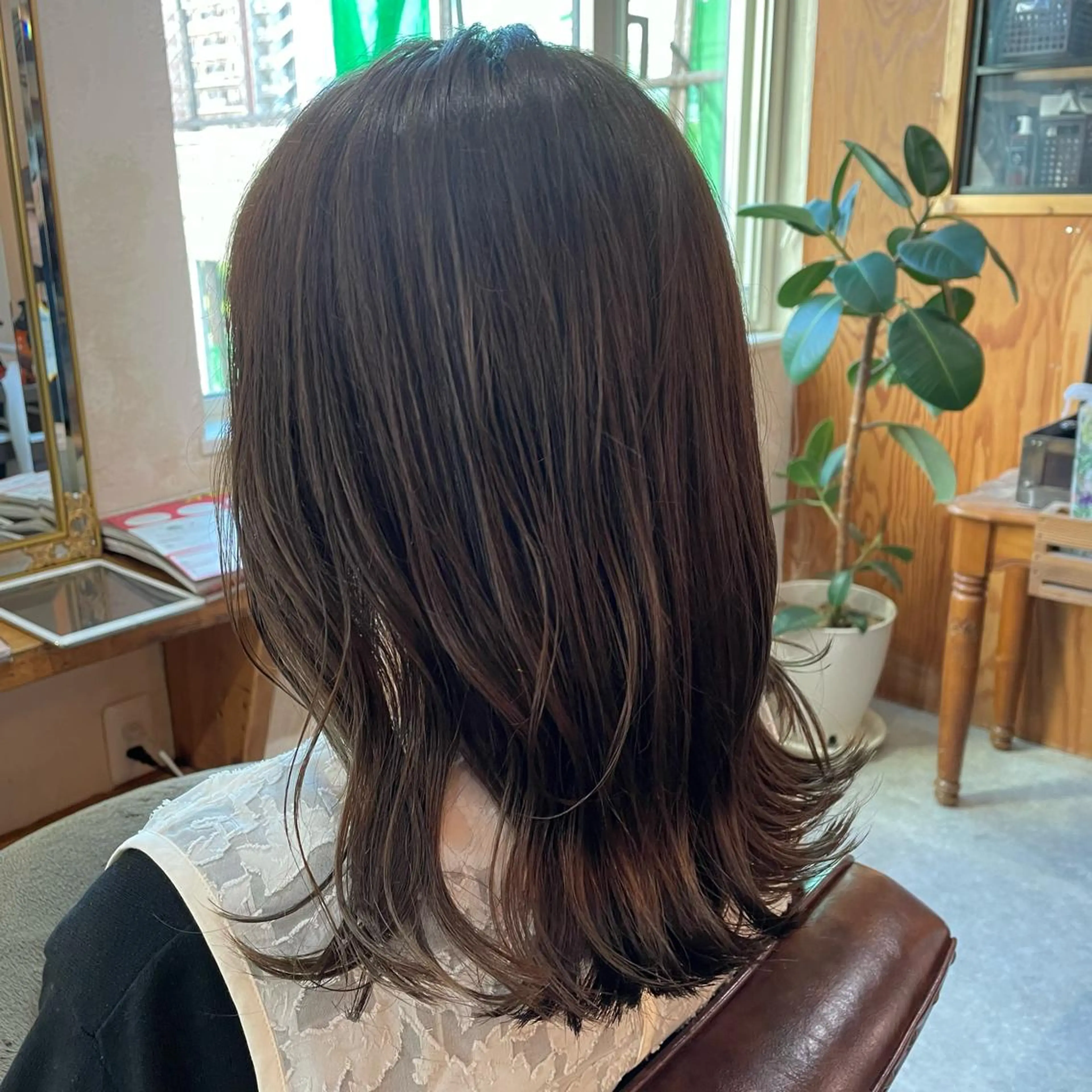 ミディアム カラー ヘアカラー トリートメント 🌼RIKA🌼レデ ィース専門💖のヘアスタイル