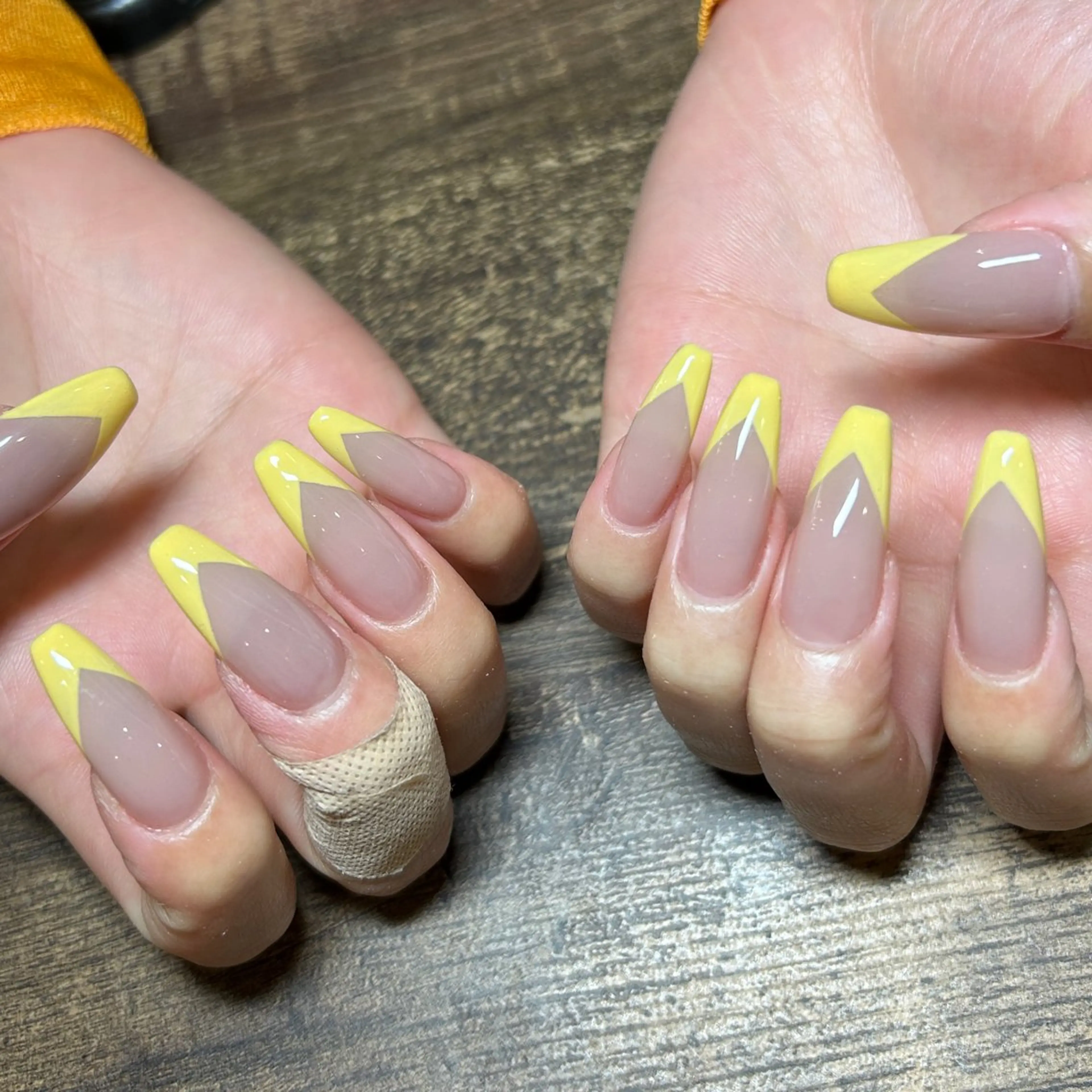 ネイル Cleo🧸伏見店 mikiのネイルデザイン