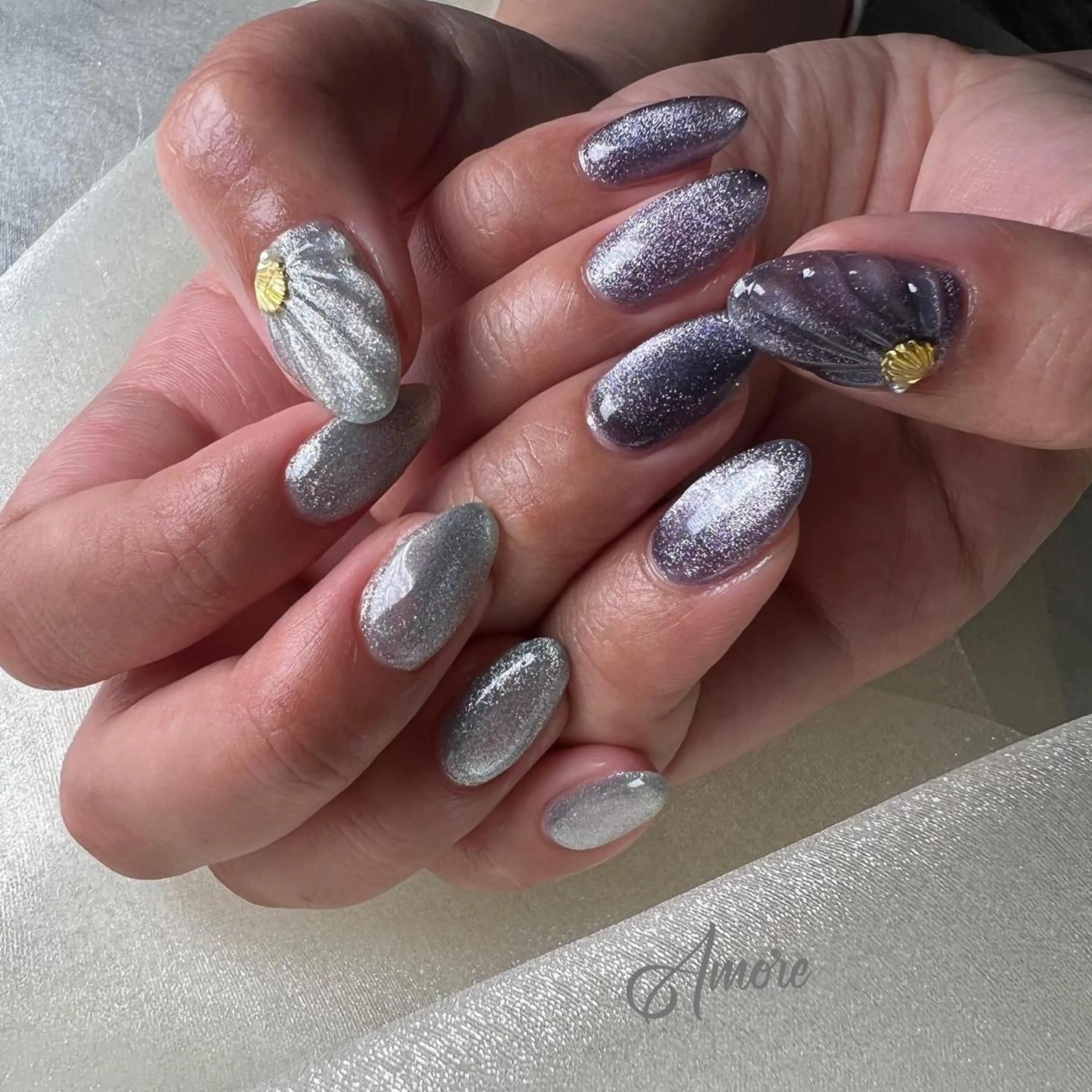 ネイル ジェルネイル 氷ネイル・うるうるネイル マグネットネイル ミラーネイル ニュアンスネイル You kyehwaのネイルデザイン