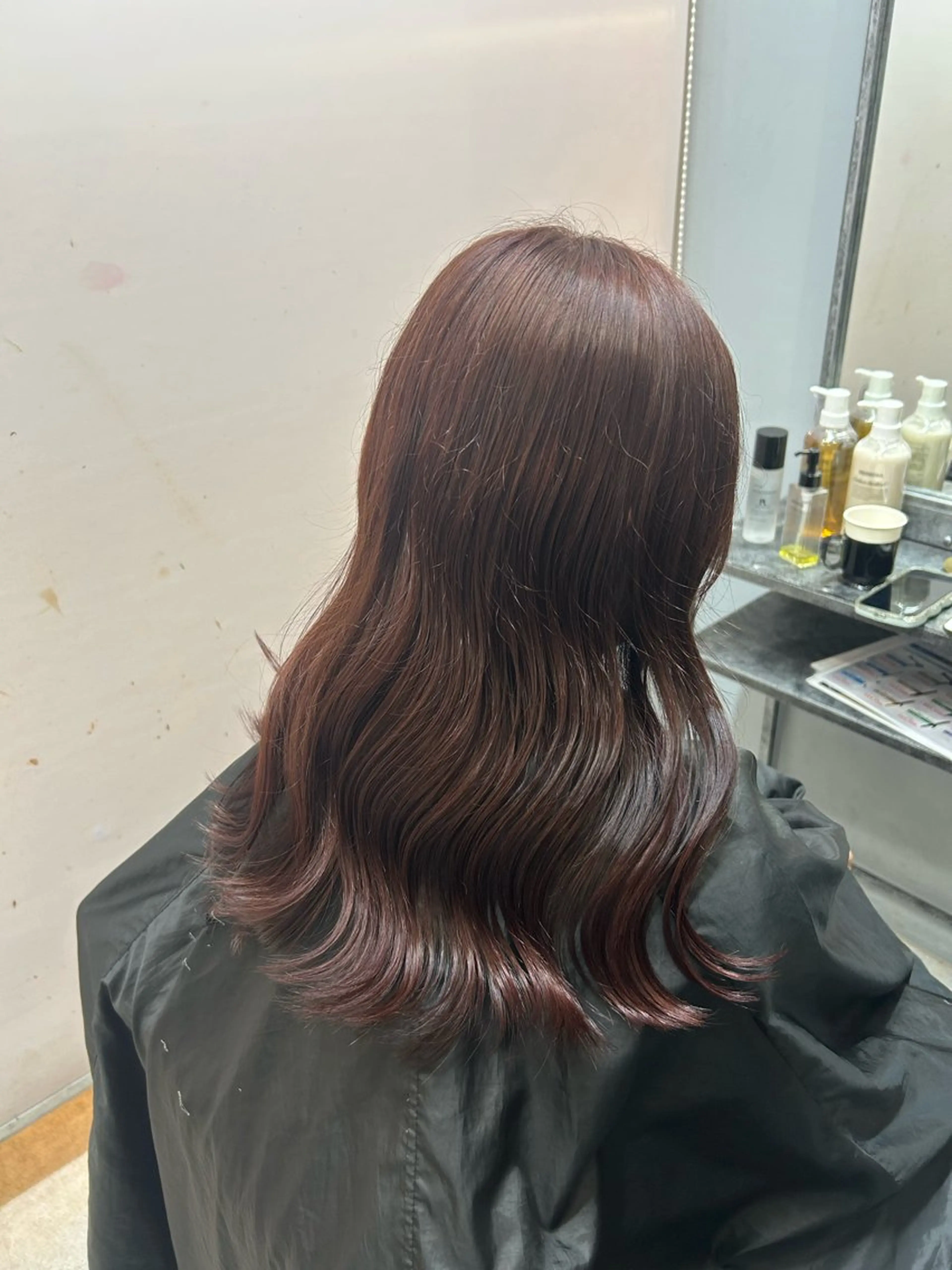 セミロング カラー hair atelier OZ桑野店所属・阿佐見 若菜のヘアスタイル