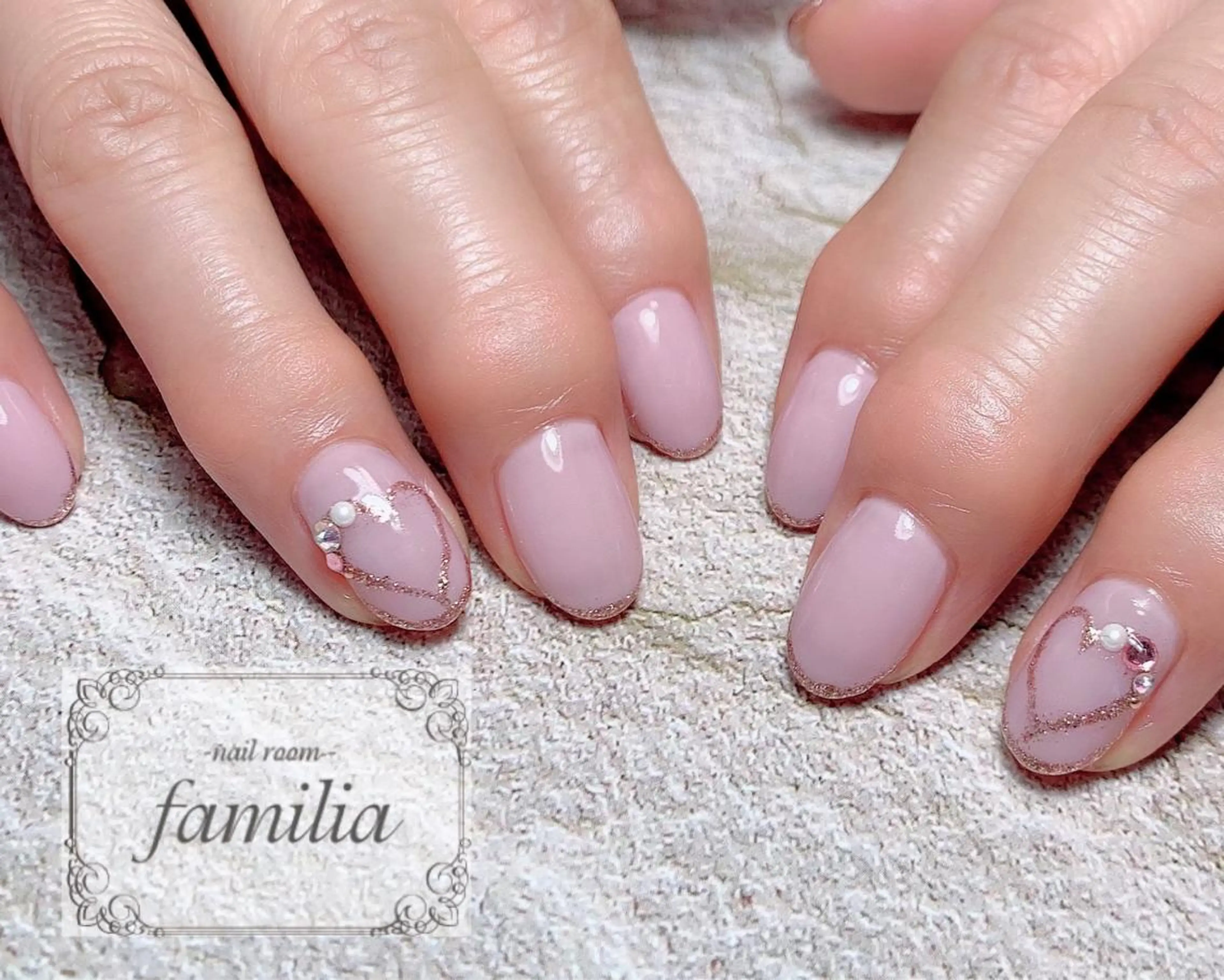 ネイル ラメ(グリッター) -nailroom- familiaのネイルデザイン