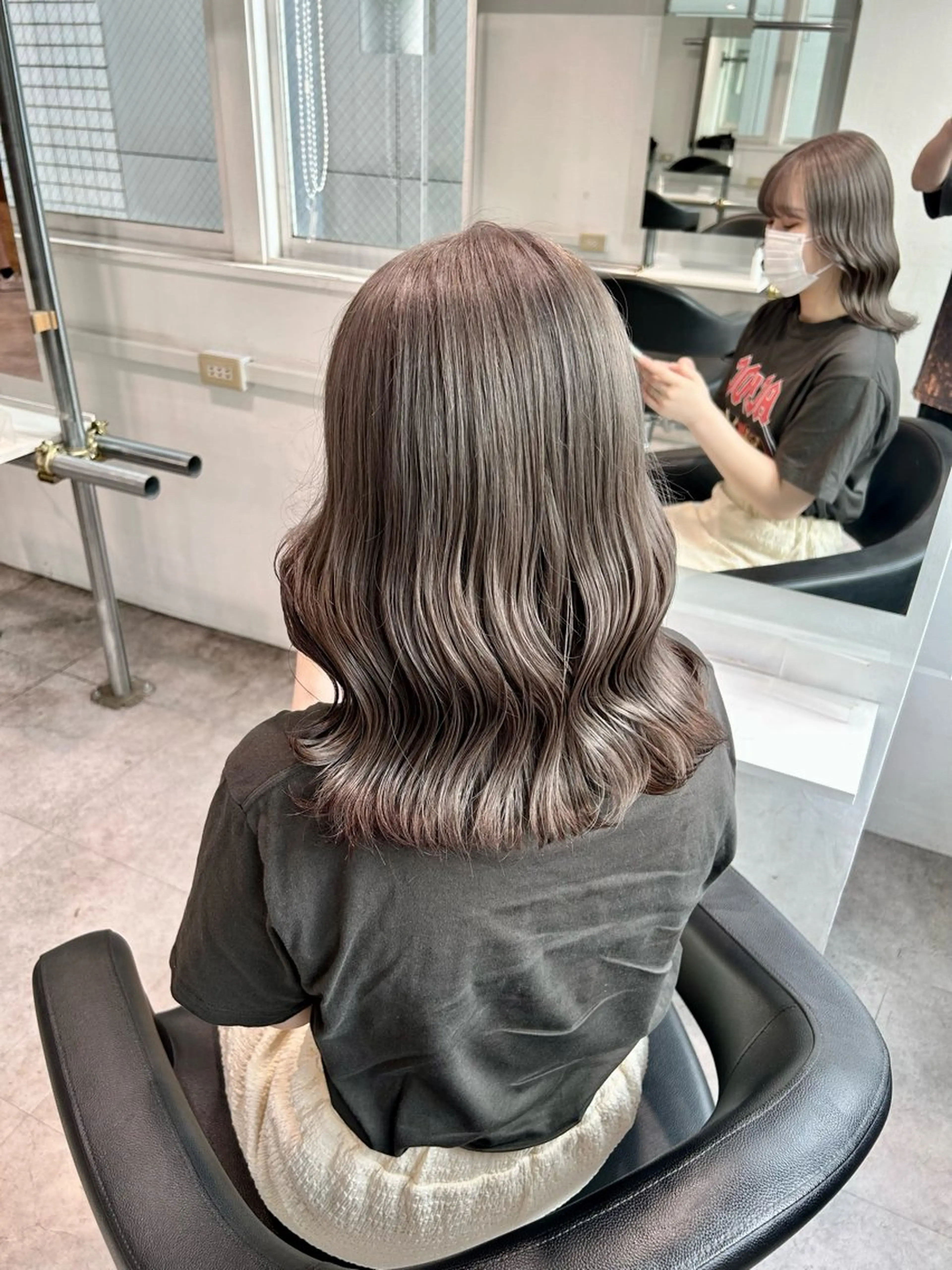 ロング カラー ヘアアレンジ トレンドモテカラー 🩷色落ちまで可愛くのヘアスタイル