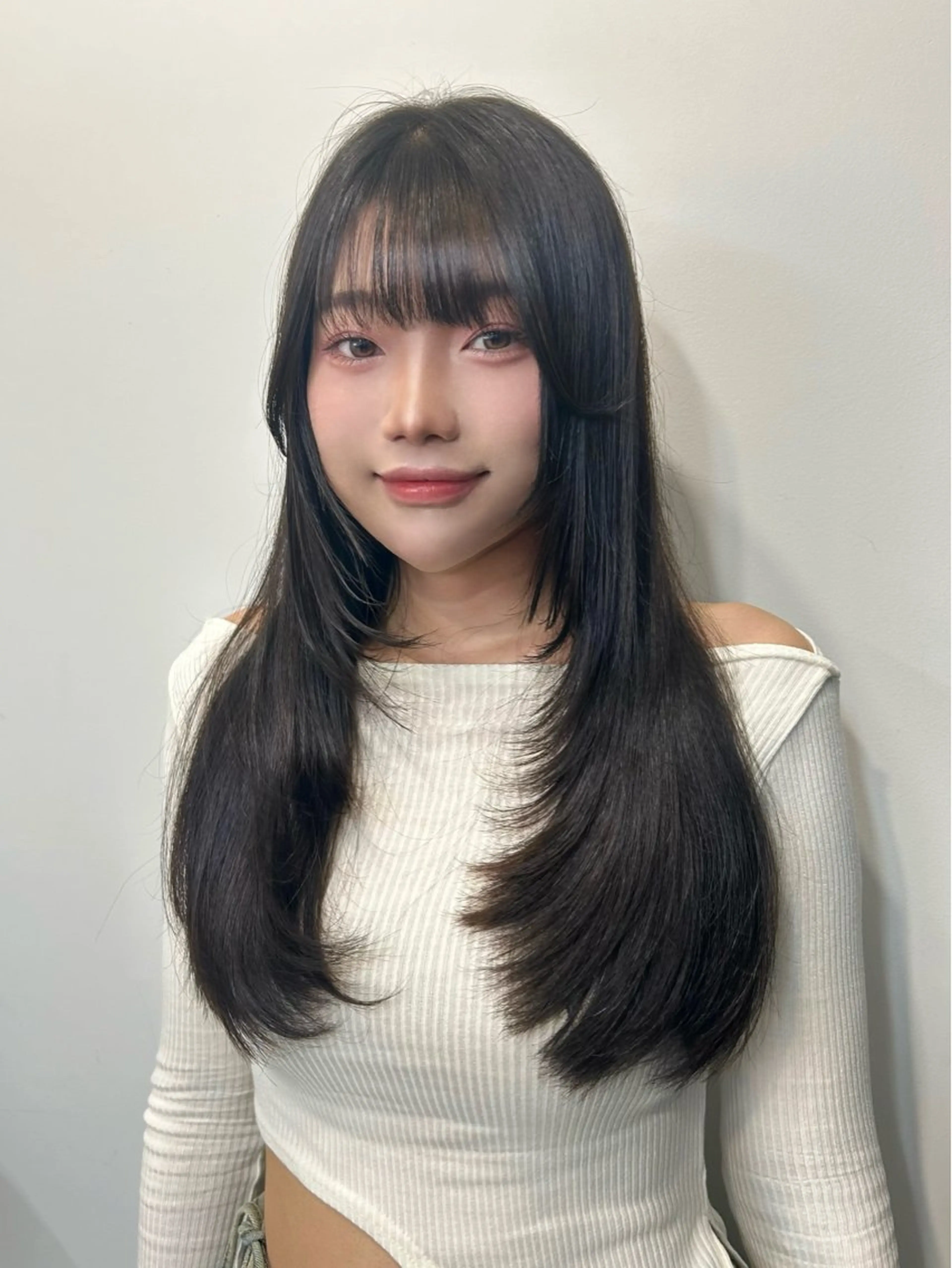 ロング 顔周りカット 韓国風ヘア カット sunc所属・梅田l大人韓国ヘア レイヤー×艶カラーのヘアスタイル