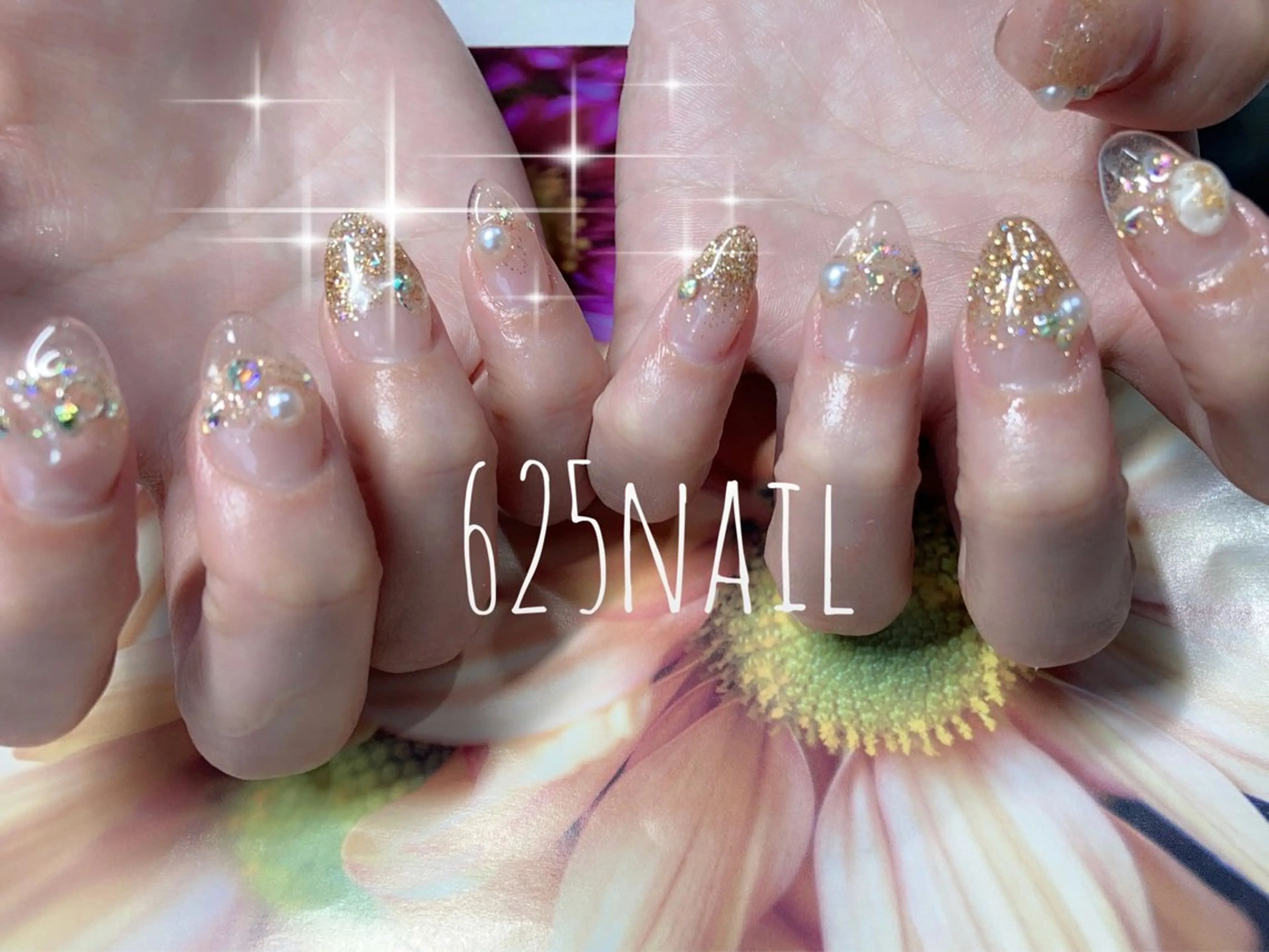 ネイル クリアネイル 長さ出し ゴールド ゴージャス グラデーション 625nail 無料P有/春日白水のネイルデザイン