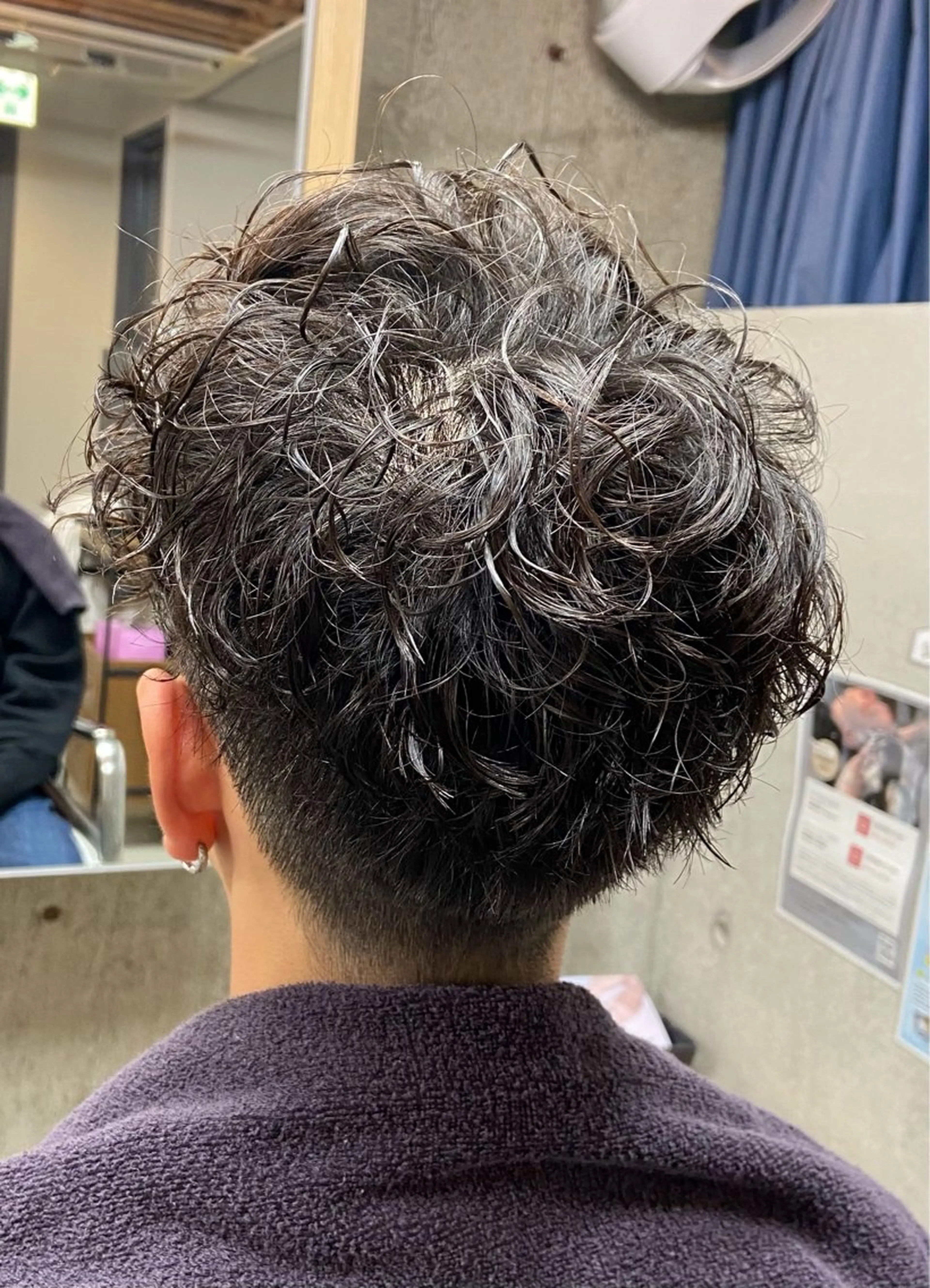 パーマ メンズ 窪田 欣恭のヘアスタイル