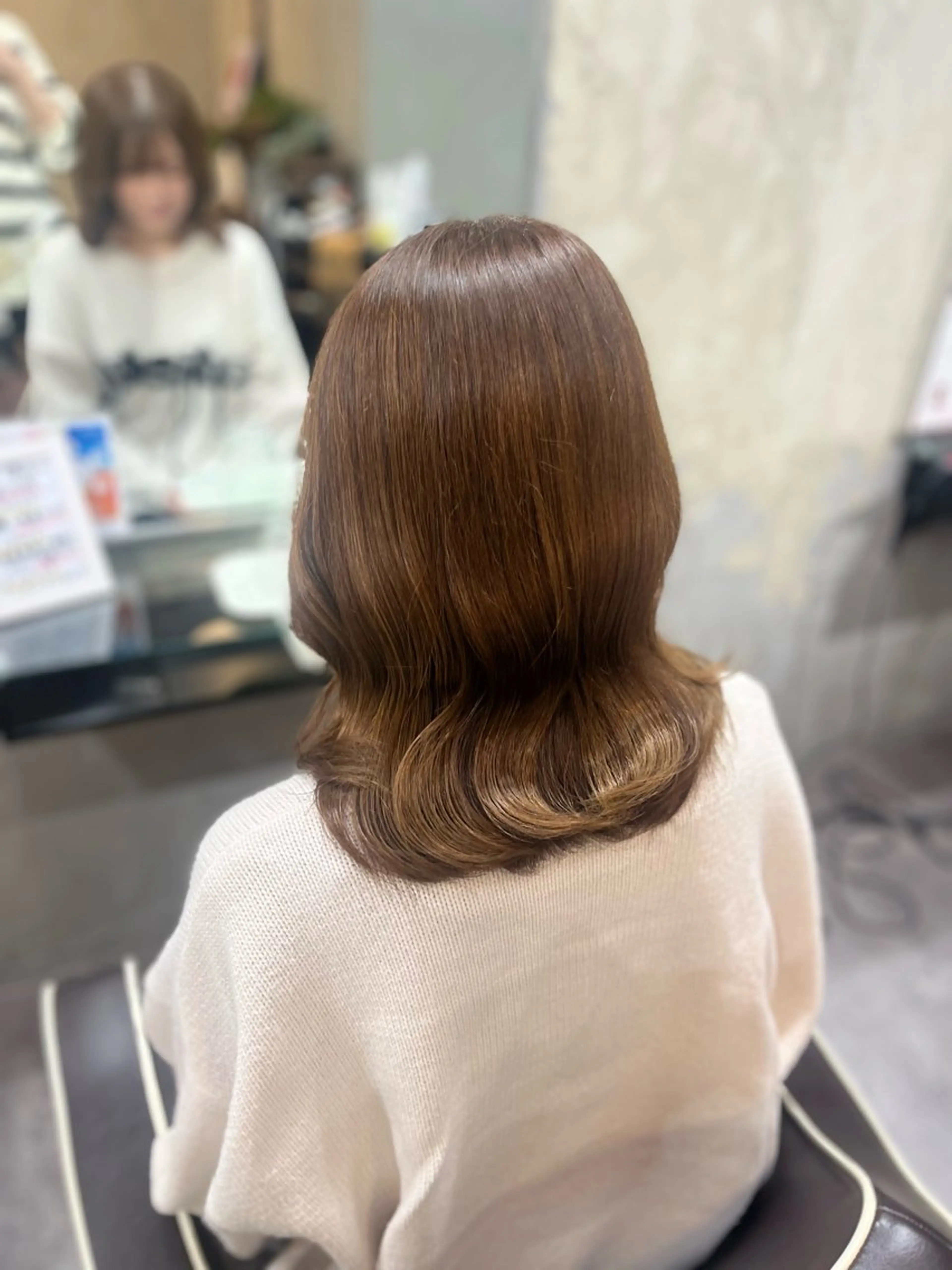 ミディアム カラー Blast akihaのヘアスタイル