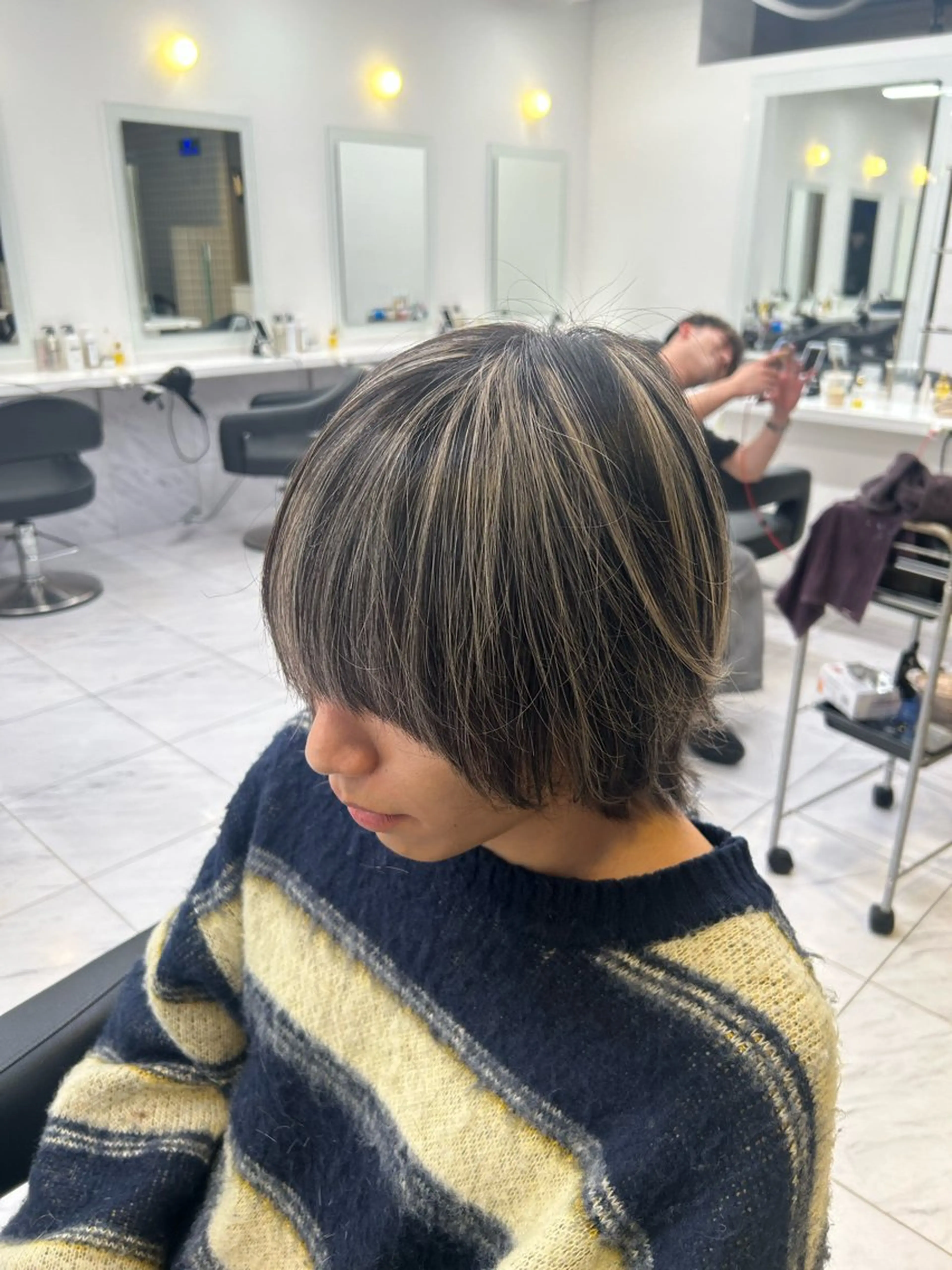 ショート カラー メンズ ヘアカラー トリートメント ヘアセット 韓国/トレンド レイヤー【101】のヘアスタイル